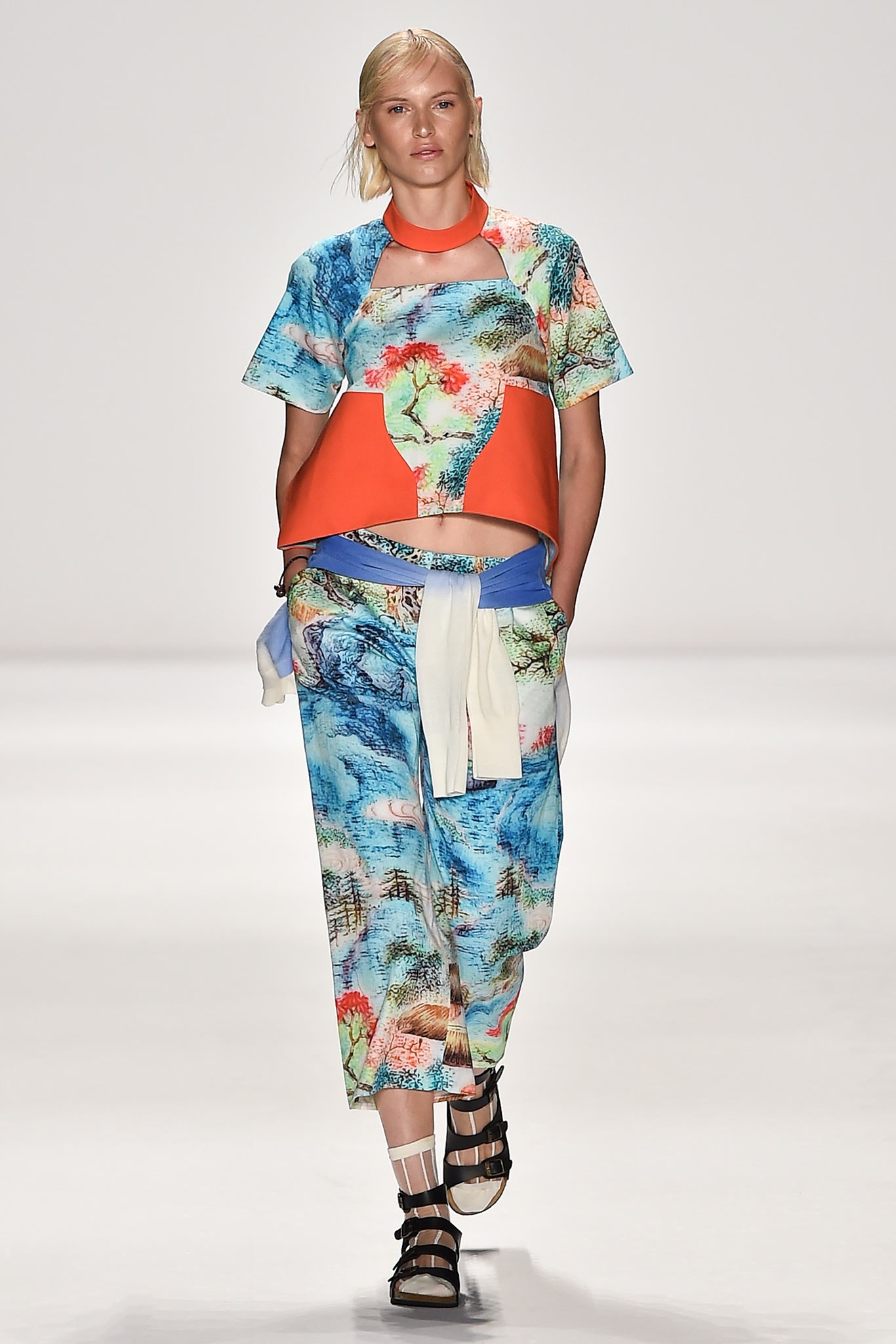 Vivienne Tam S/S 15 Look 32