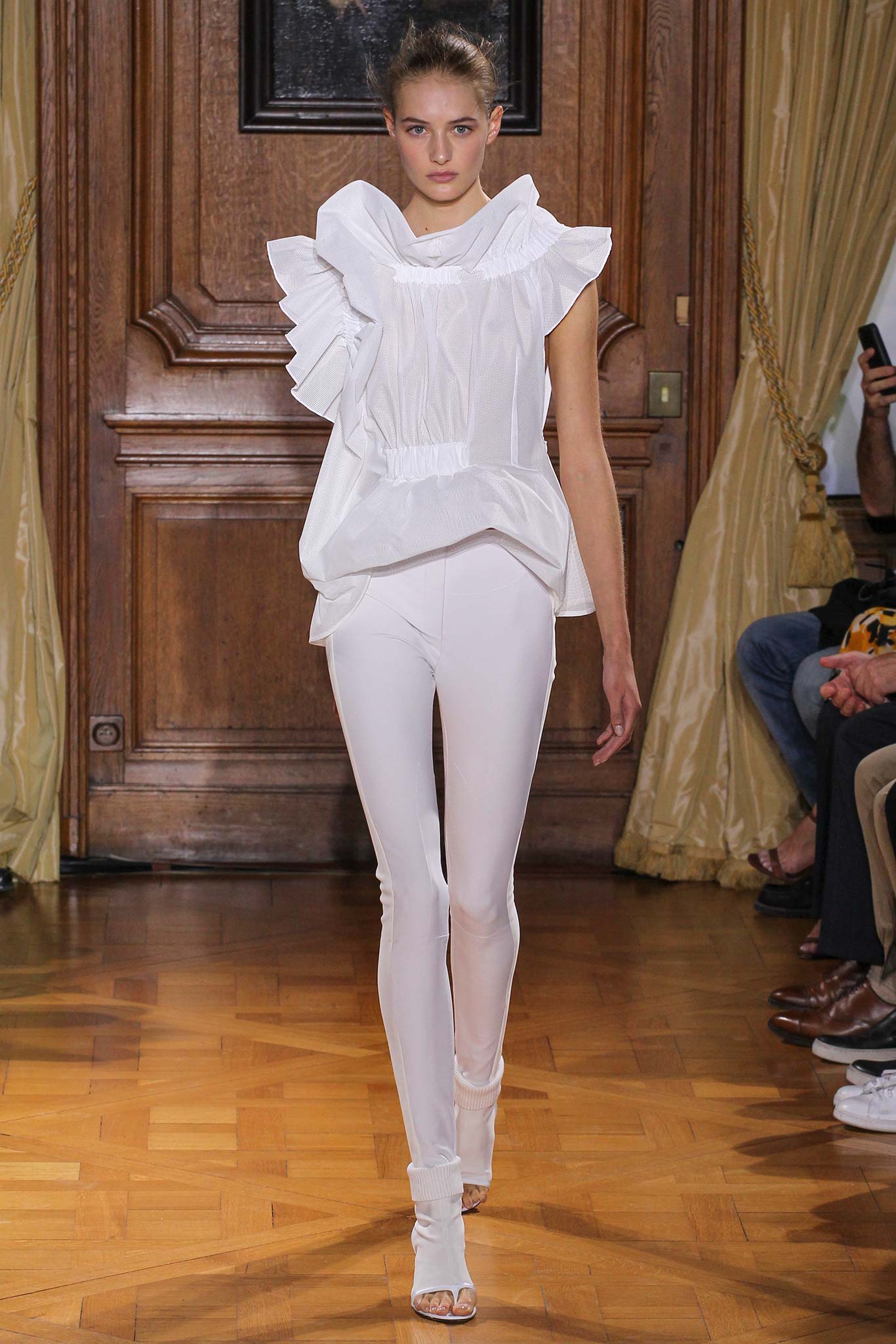 Viktor & Rolf S/S 15 Look 9