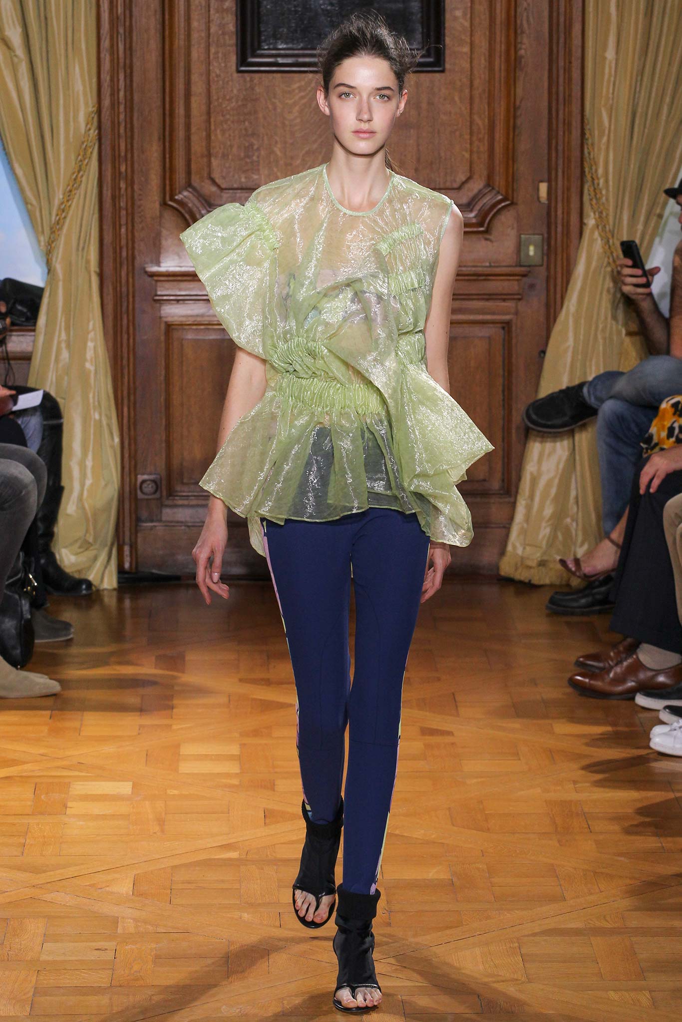 Viktor & Rolf S/S 15 Look 22