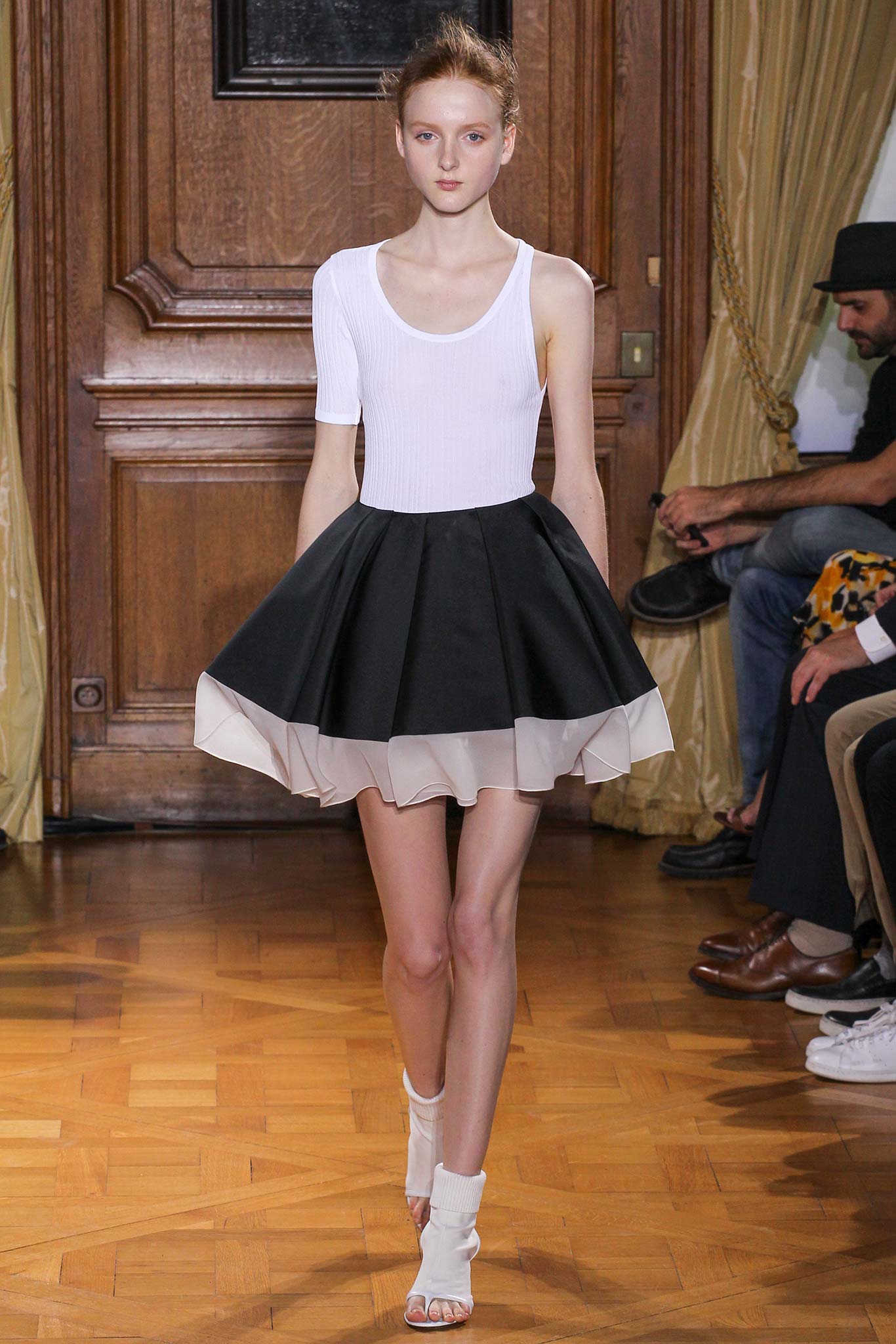 Viktor & Rolf S/S 15 Look 25