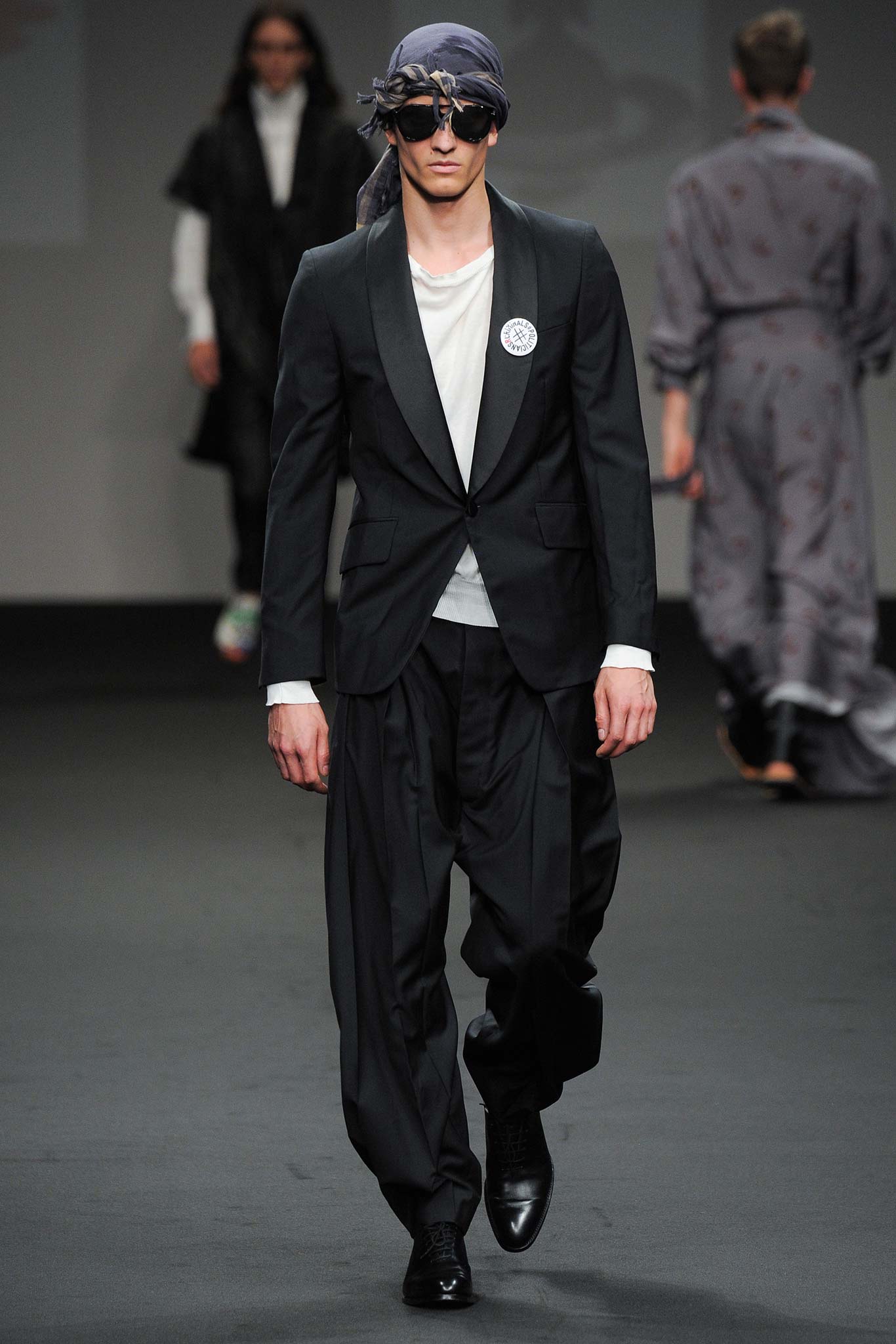 Vivienne Westwood S/S 16 Menswear Look 38