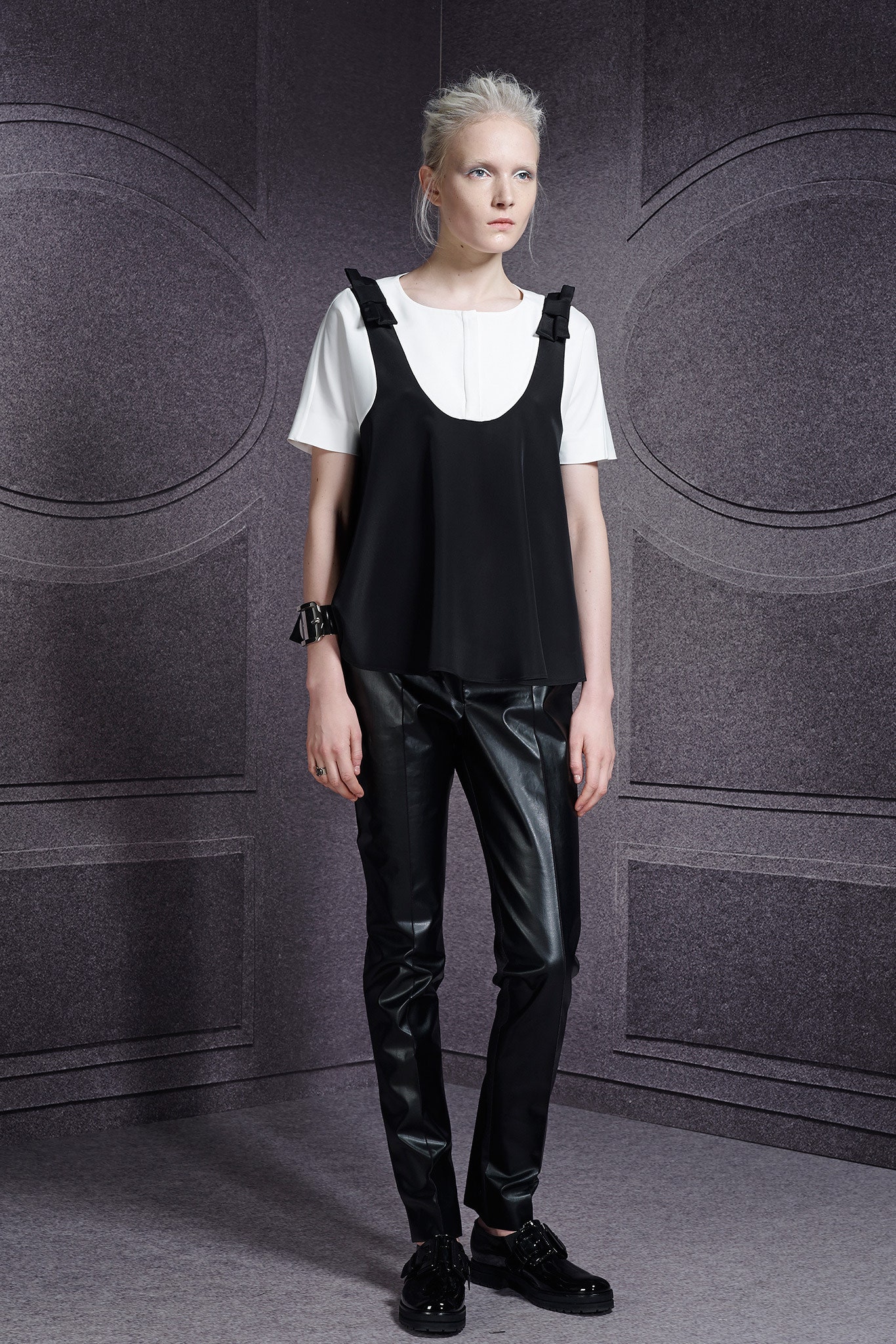 Viktor & Rolf F/W 14 Look 14