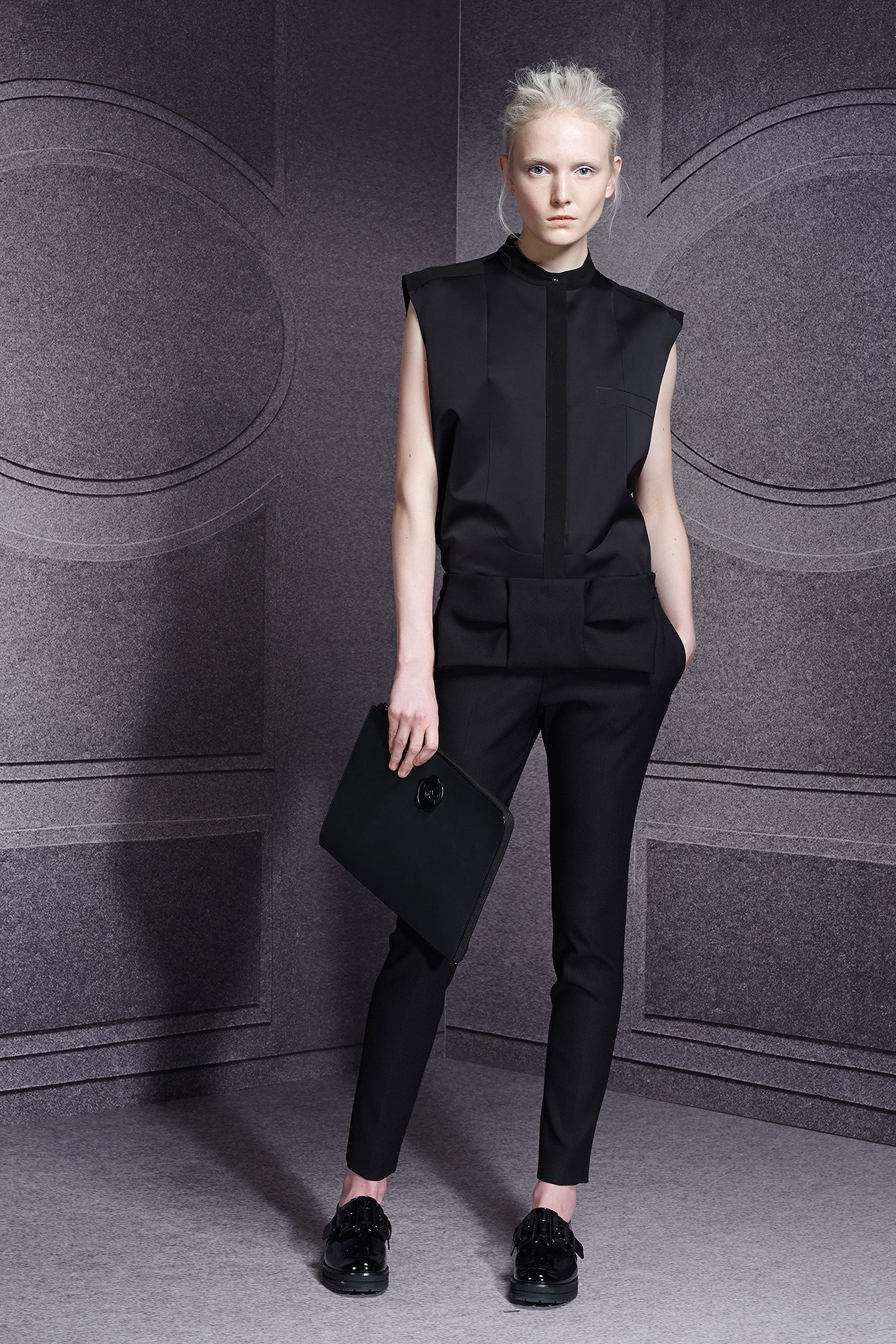 Viktor & Rolf F/W 14 Look 24