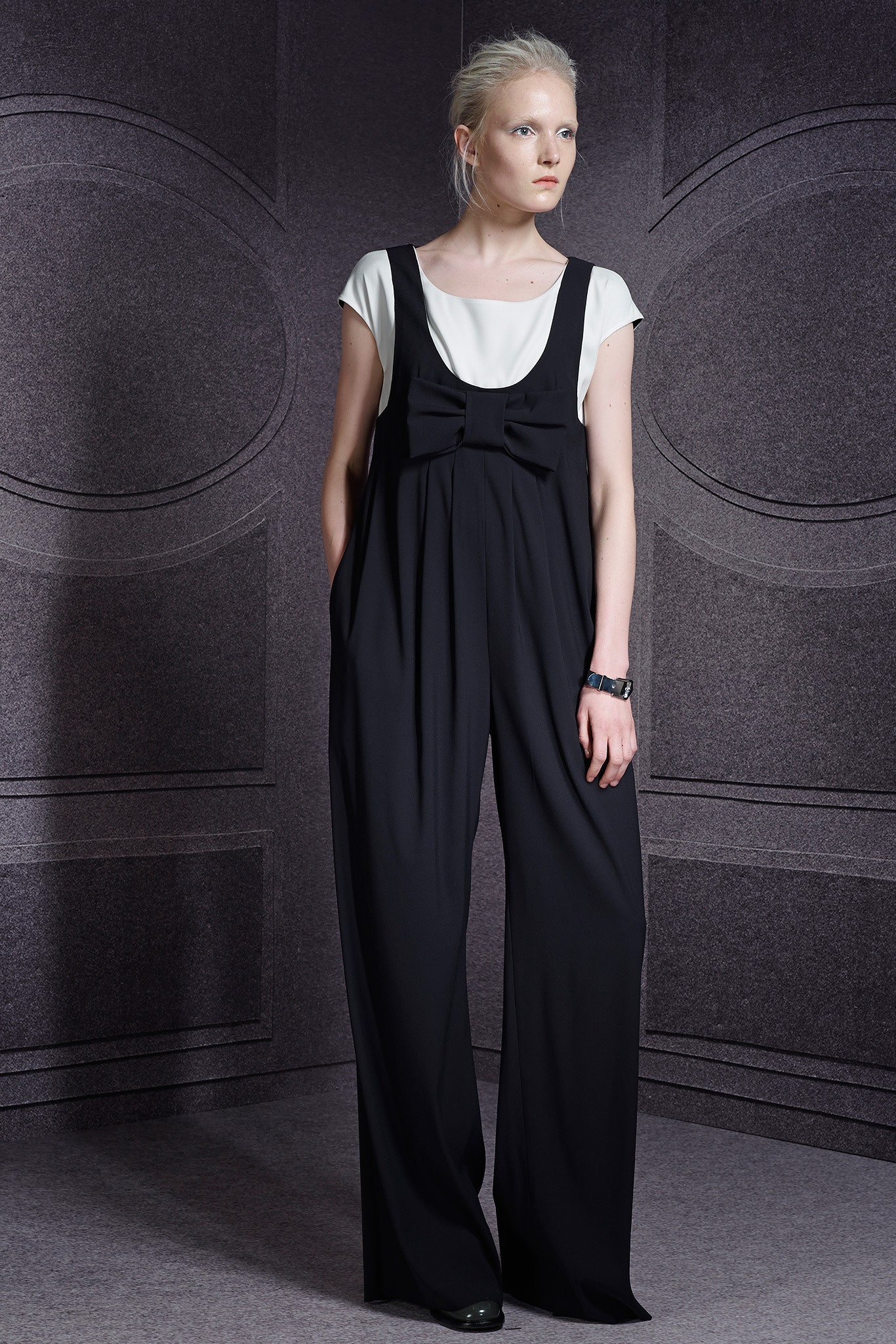 Viktor & Rolf F/W 14 Look 28