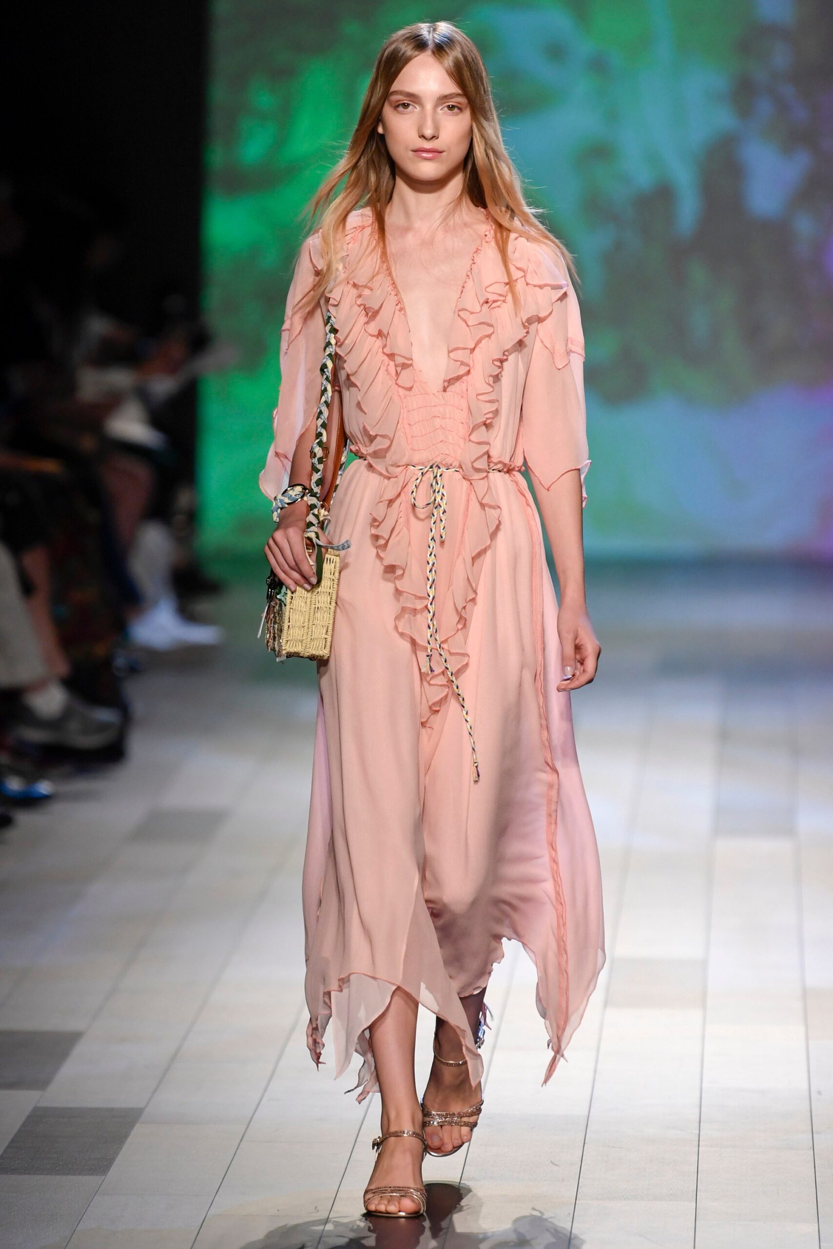 Vivienne Tam S/S 18 Look 16