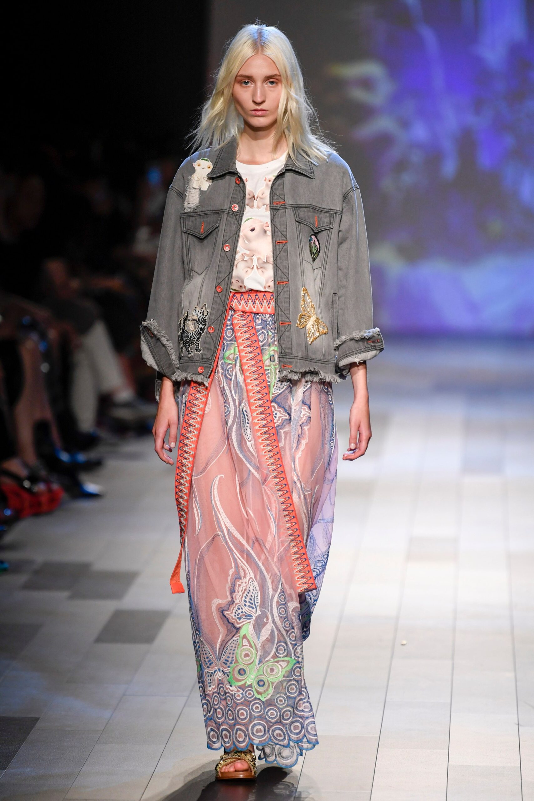 Vivienne Tam S/S 18 Look 30