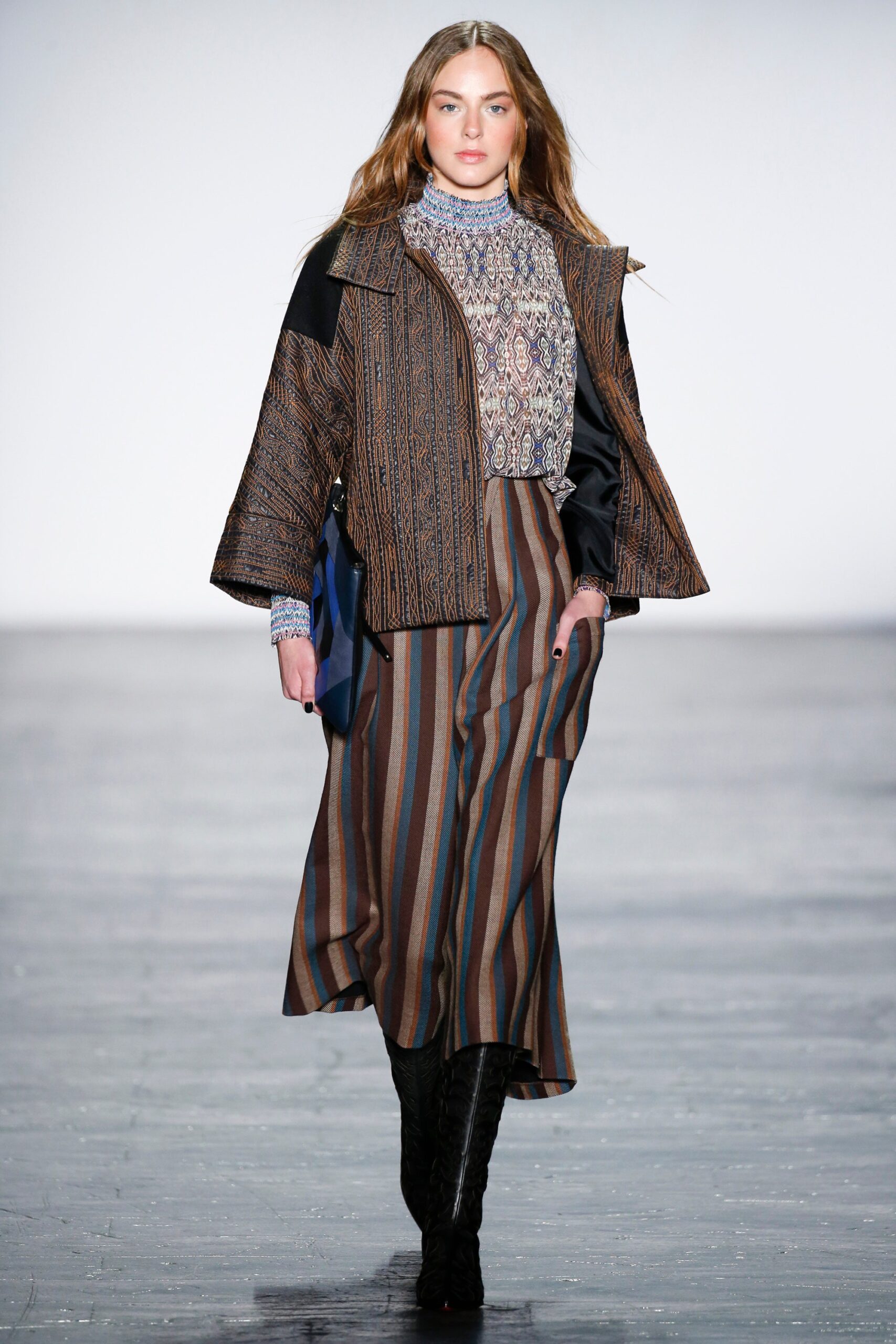 Vivienne Tam F/W 16 Look 20