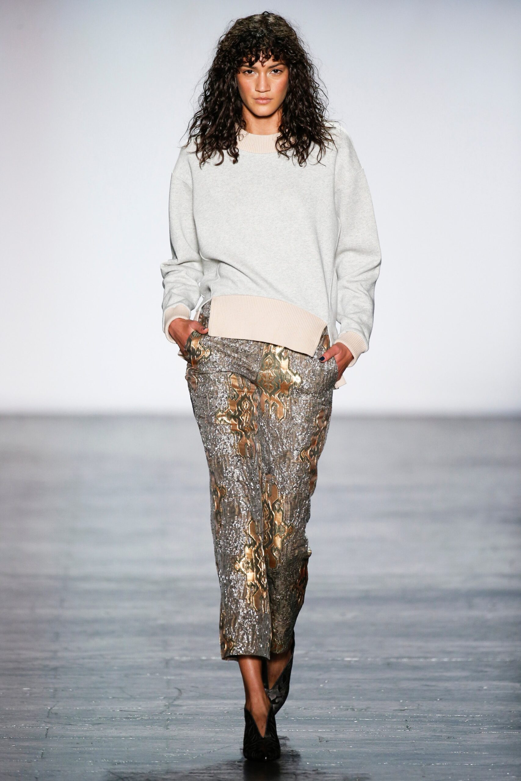 Vivienne Tam F/W 16 Look 21