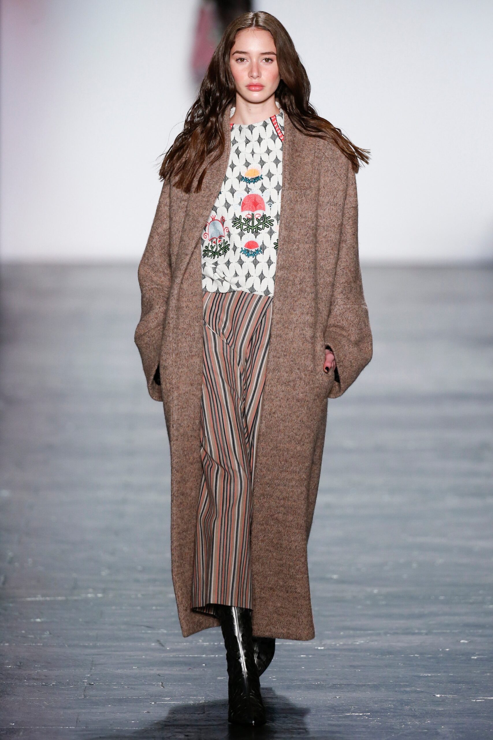 Vivienne Tam F/W 16 Look 24