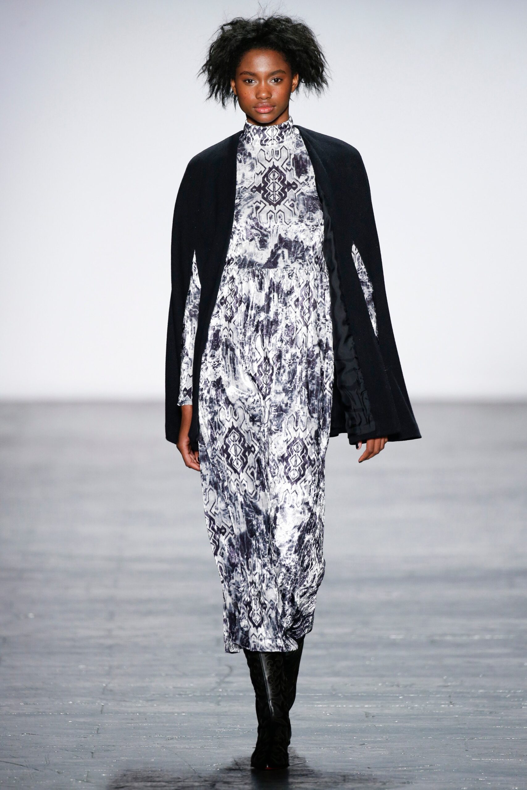 Vivienne Tam F/W 16 Look 36