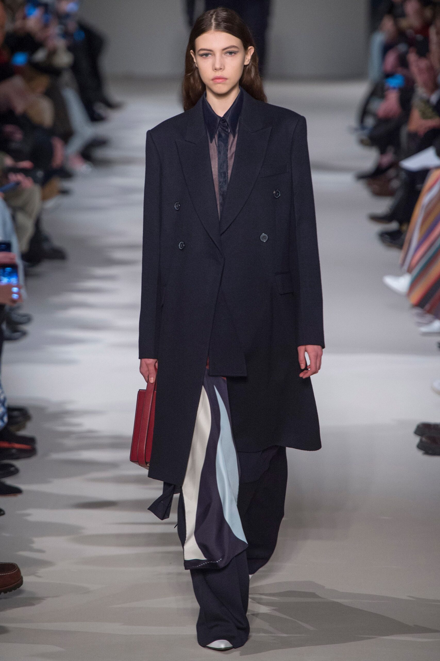 Victoria Beckham F/W 17 Look 2