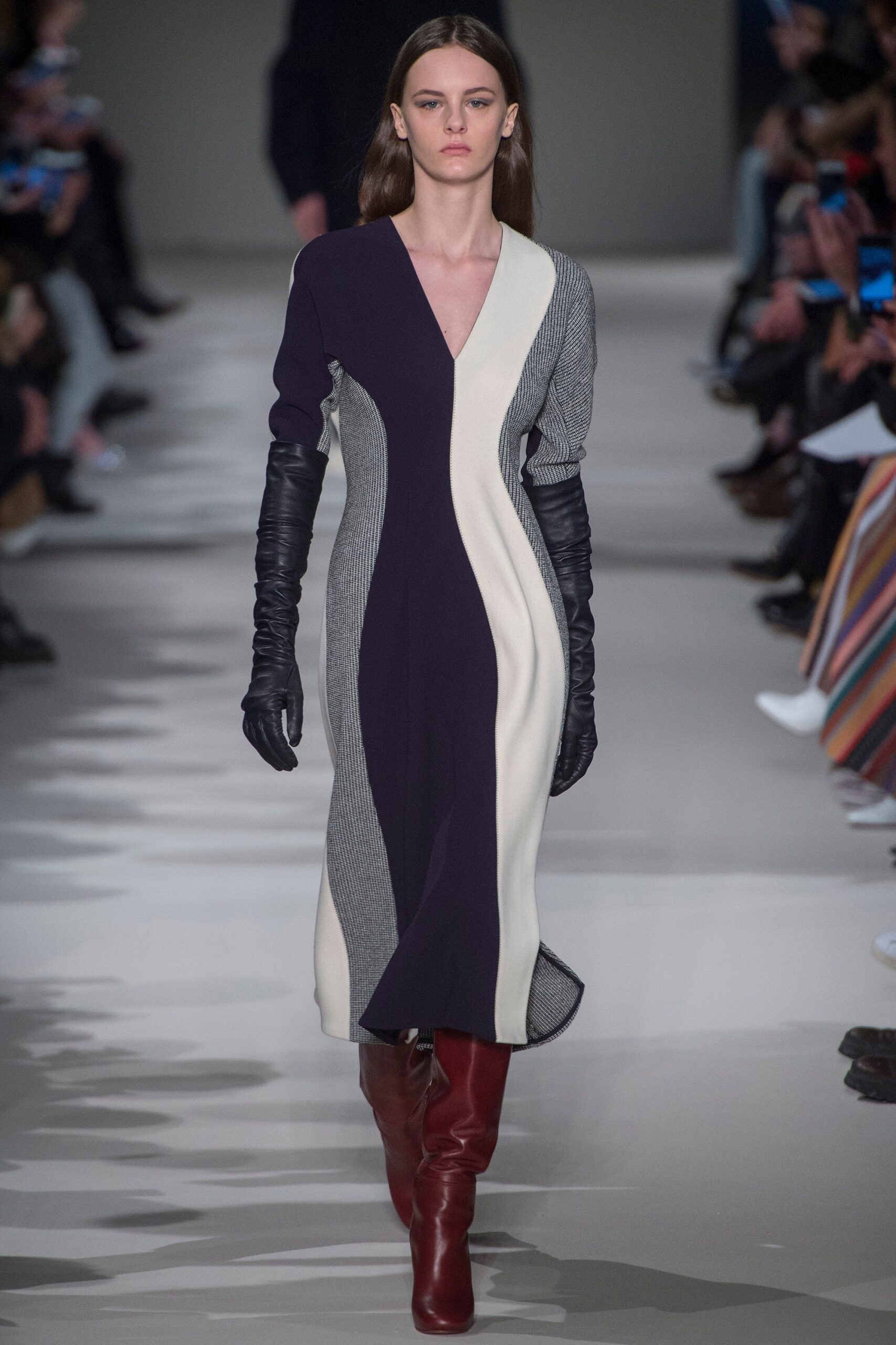 Victoria Beckham F/W 17 Look 5