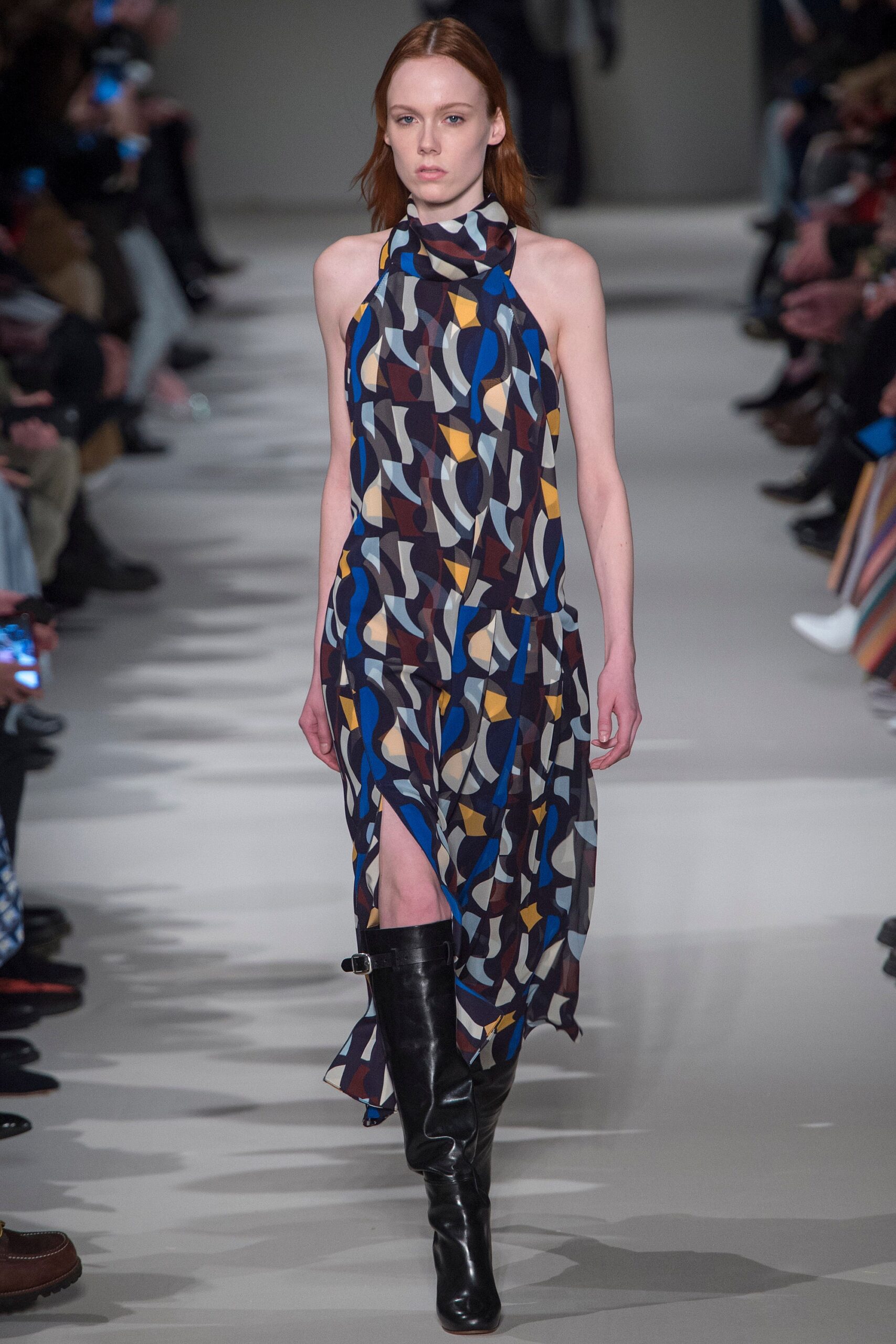 Victoria Beckham F/W 17 Look 17