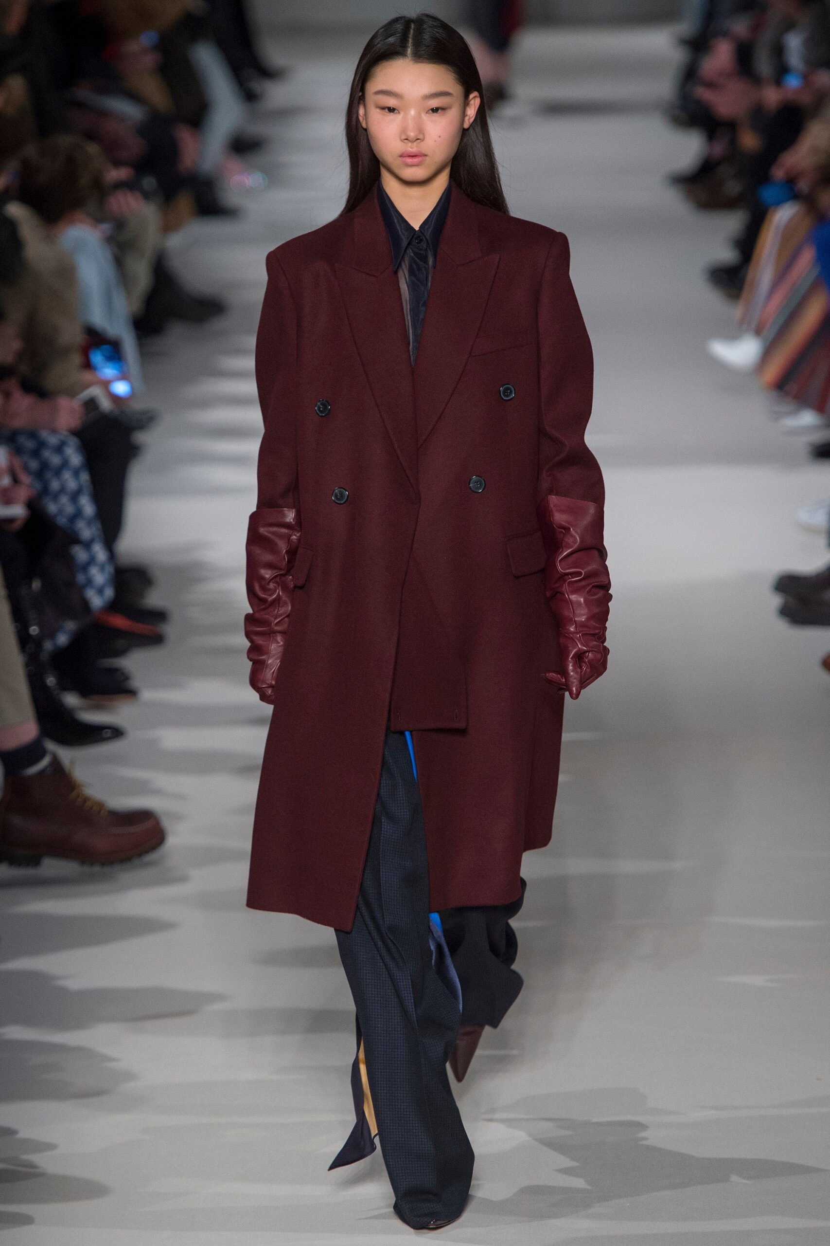 Victoria Beckham F/W 17 Look 23