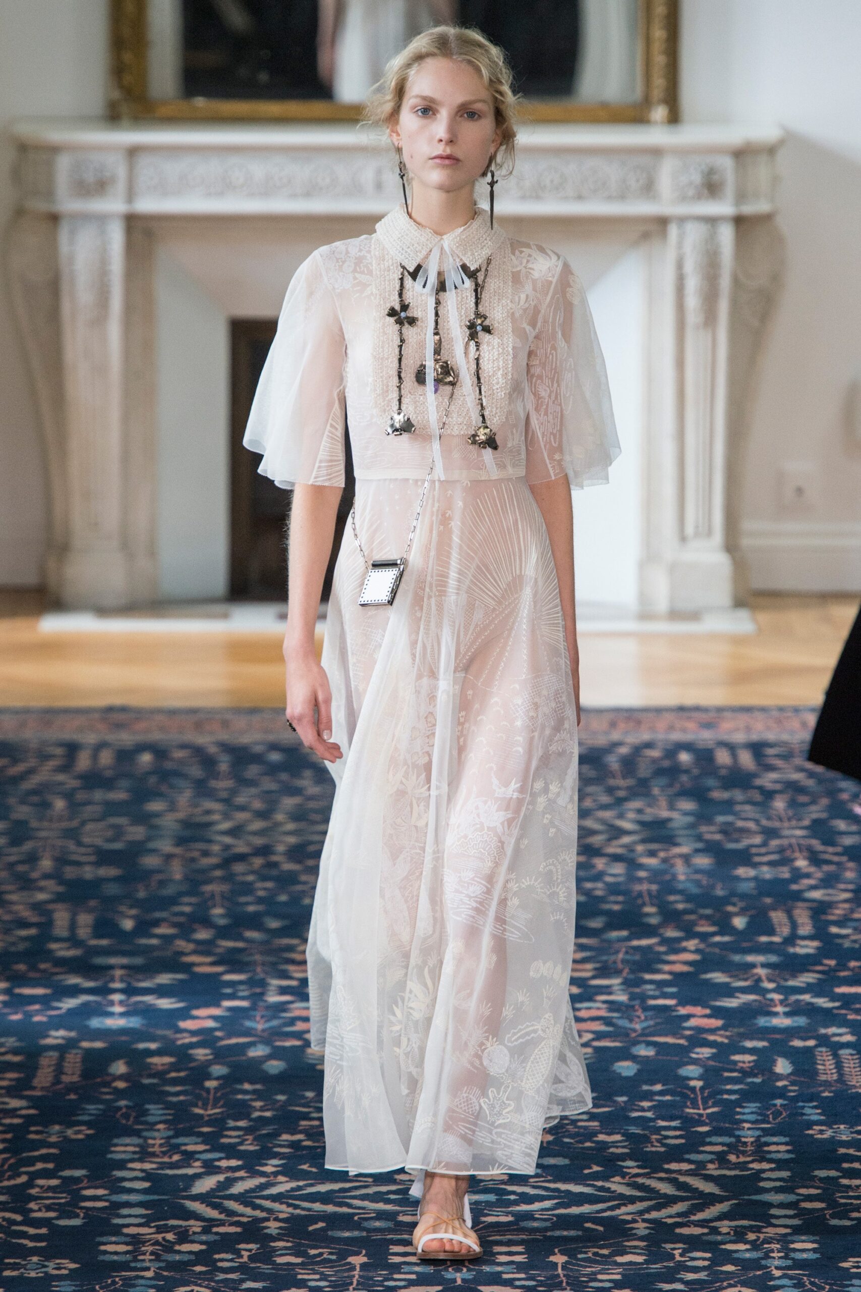 Valentino S/S 17 Look 4