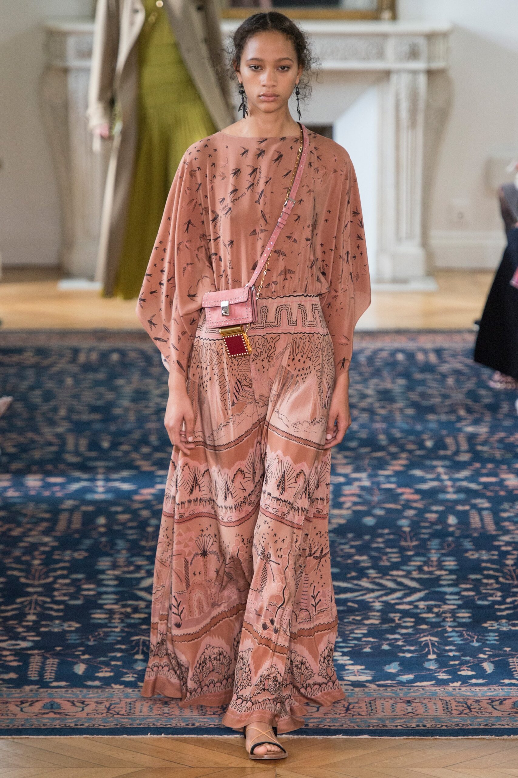 Valentino S/S 17 Look 13