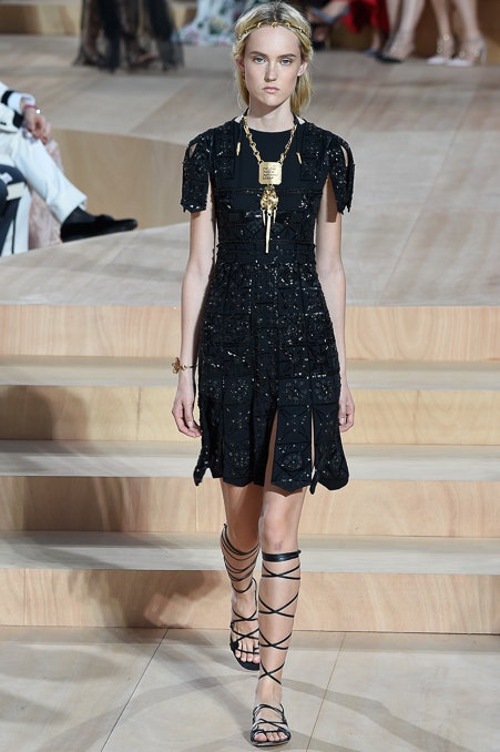 Valentino F/W 15 Couture Look 11