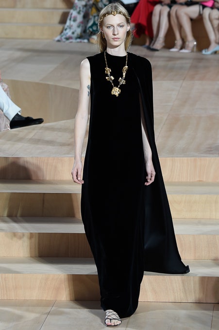 Valentino F/W 15 Couture Look 32