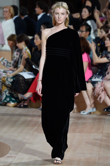 Valentino F/W 15 Couture Look 35