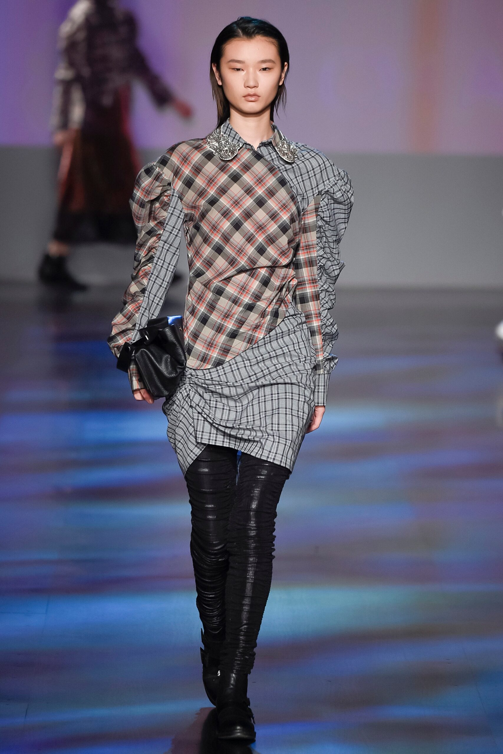 Vivienne Tam F/W 17 Look 5