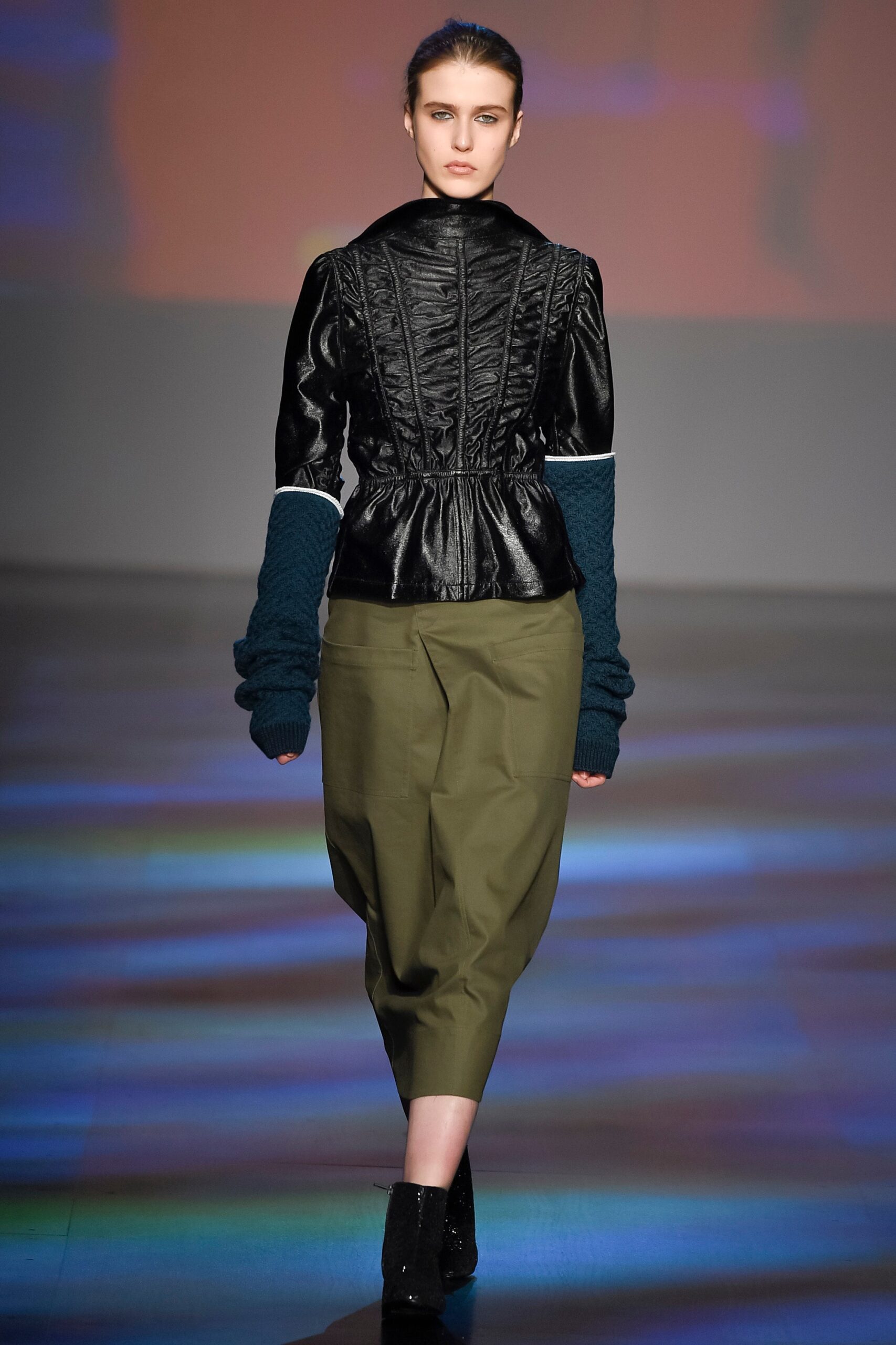 Vivienne Tam F/W 17 Look 6