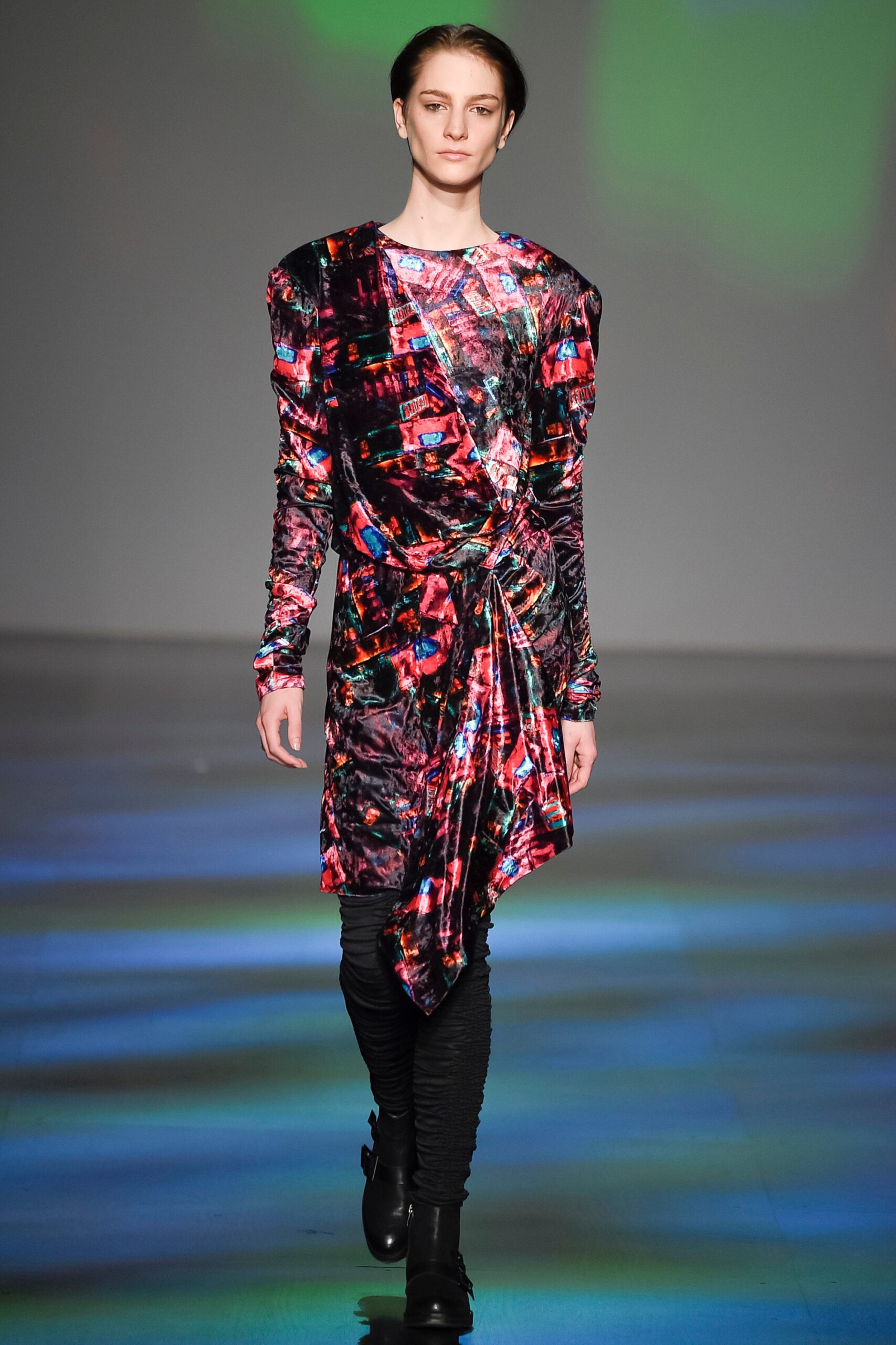 Vivienne Tam F/W 17 Look 7
