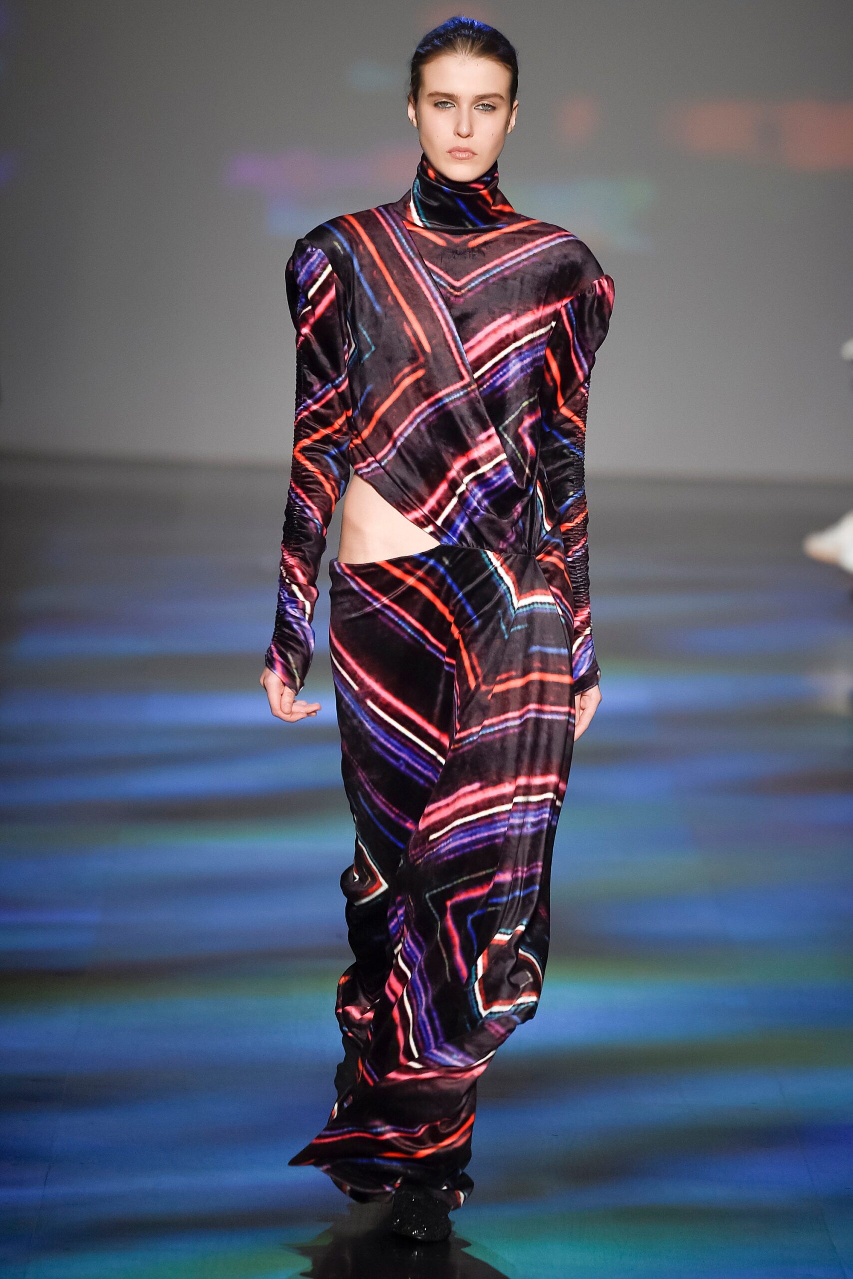 Vivienne Tam F/W 17 Look 17