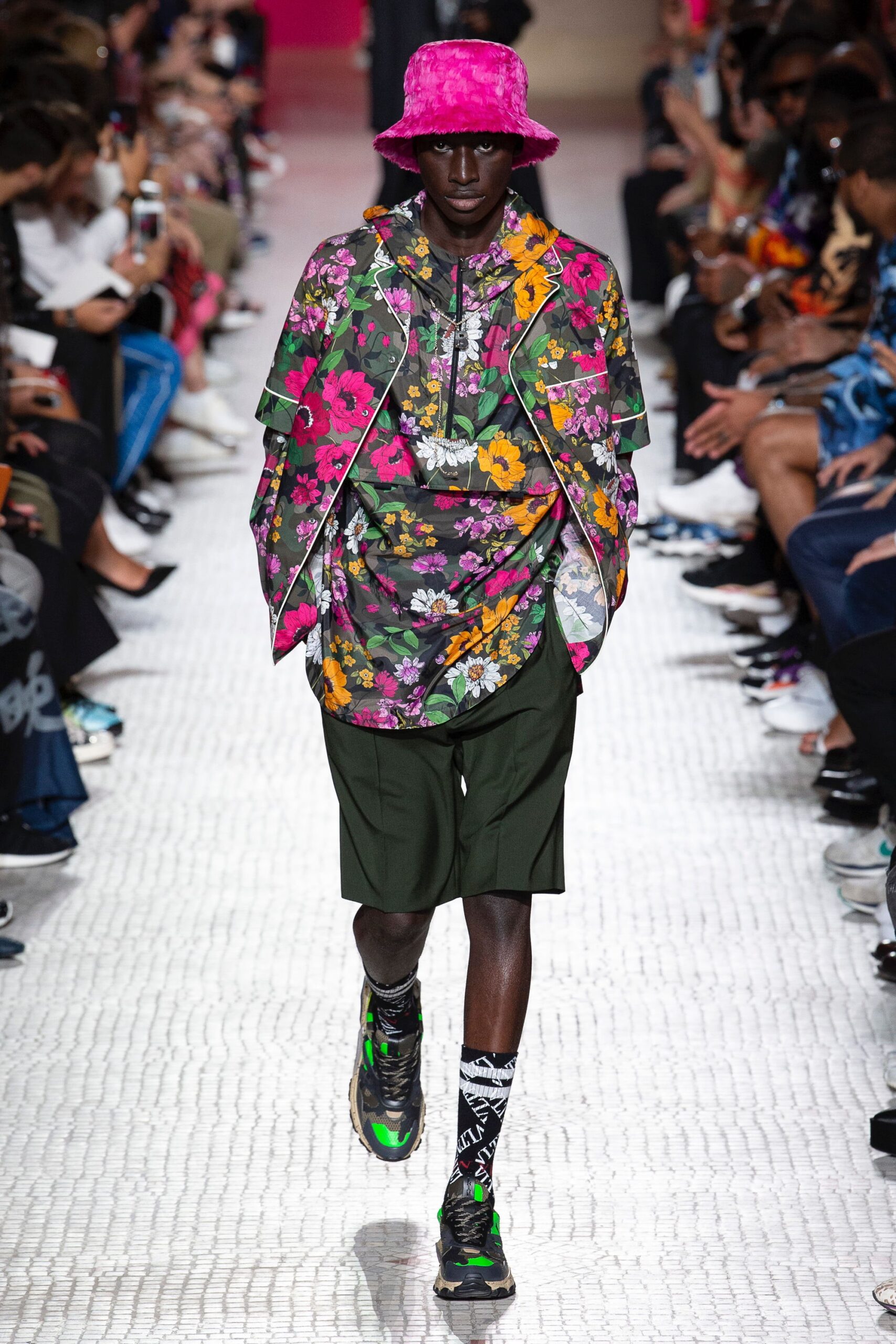 Valentino S/S 19 Menswear Look 3