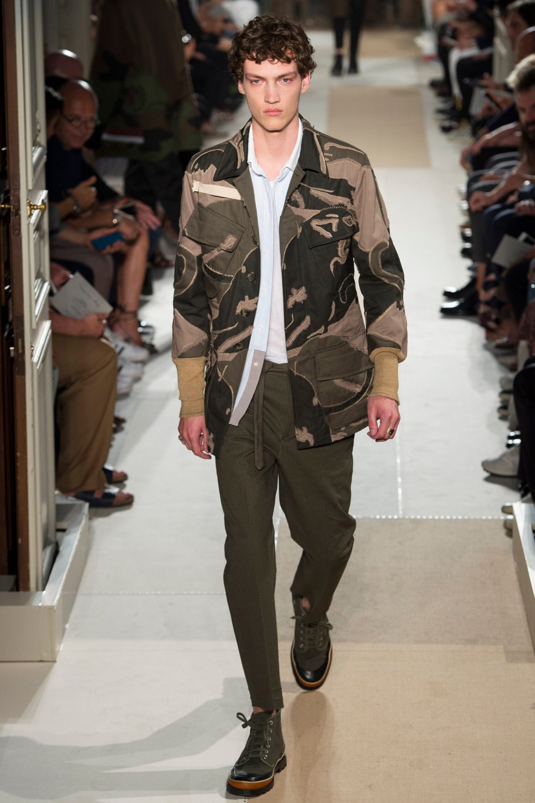 Valentino S/S 17 Menswear Look 4
