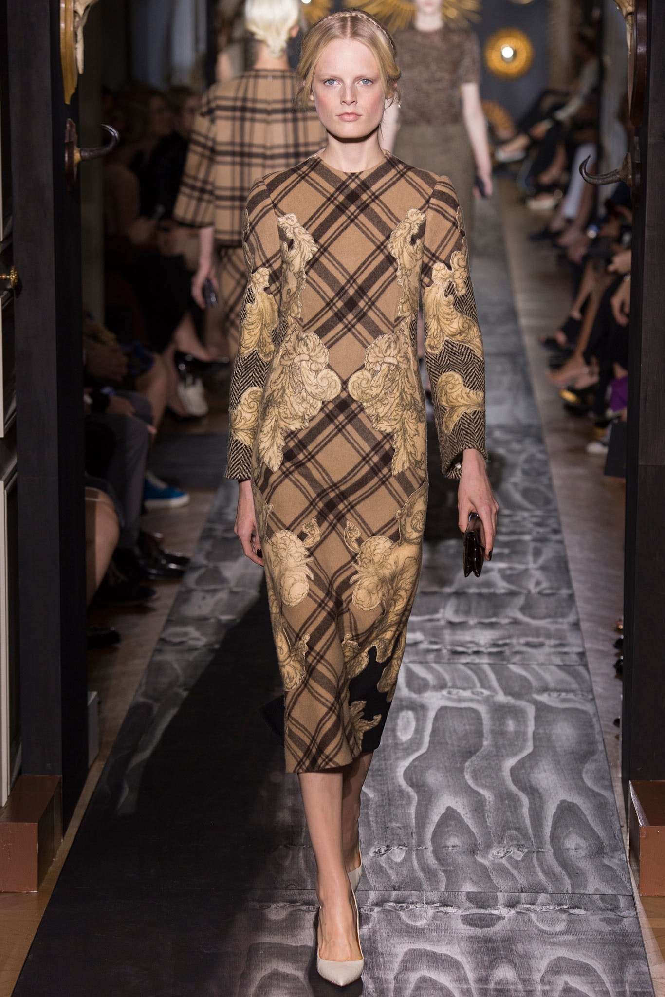Valentino F/W 13 Couture Look 9