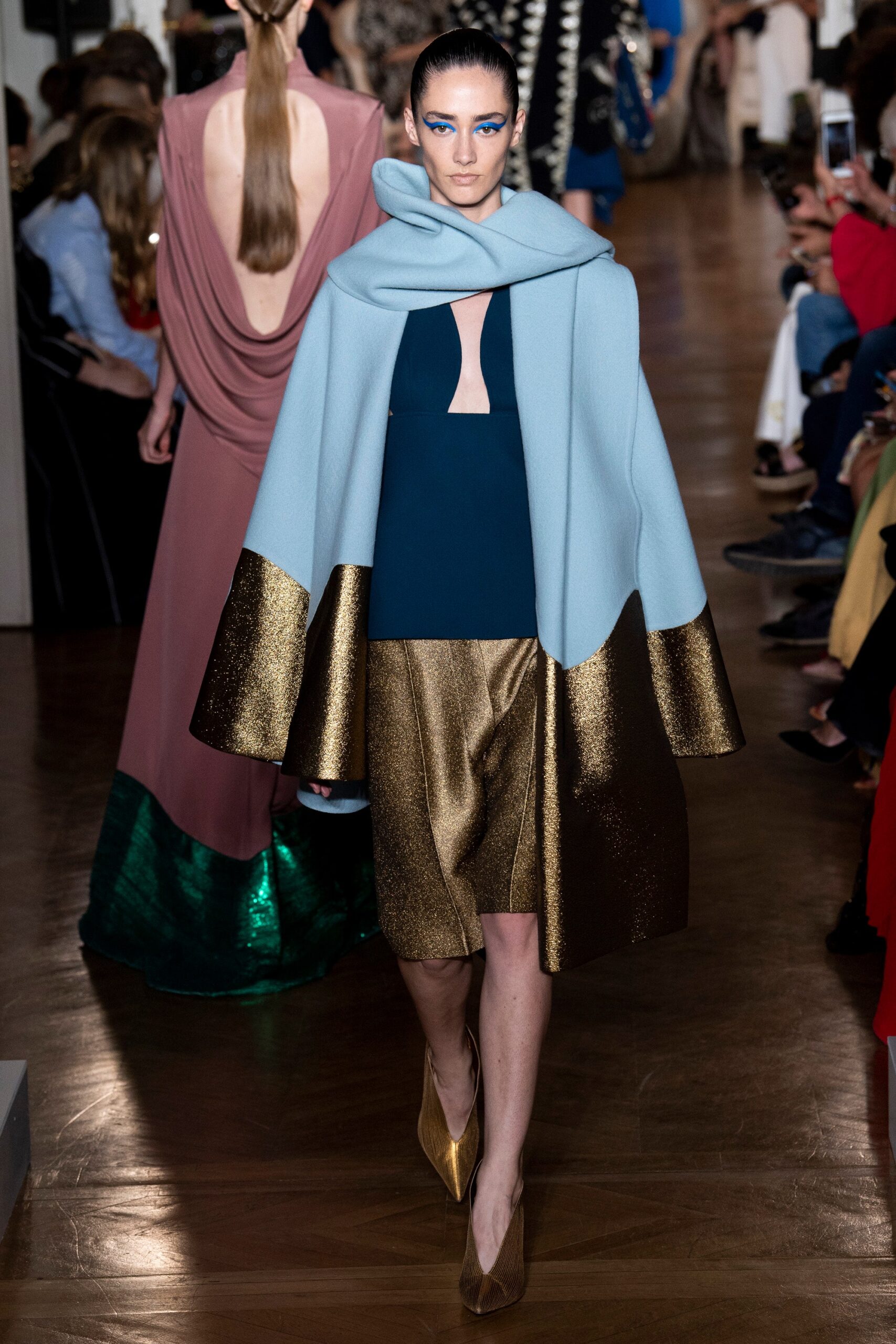 Valentino F/W 18 Couture Look 9