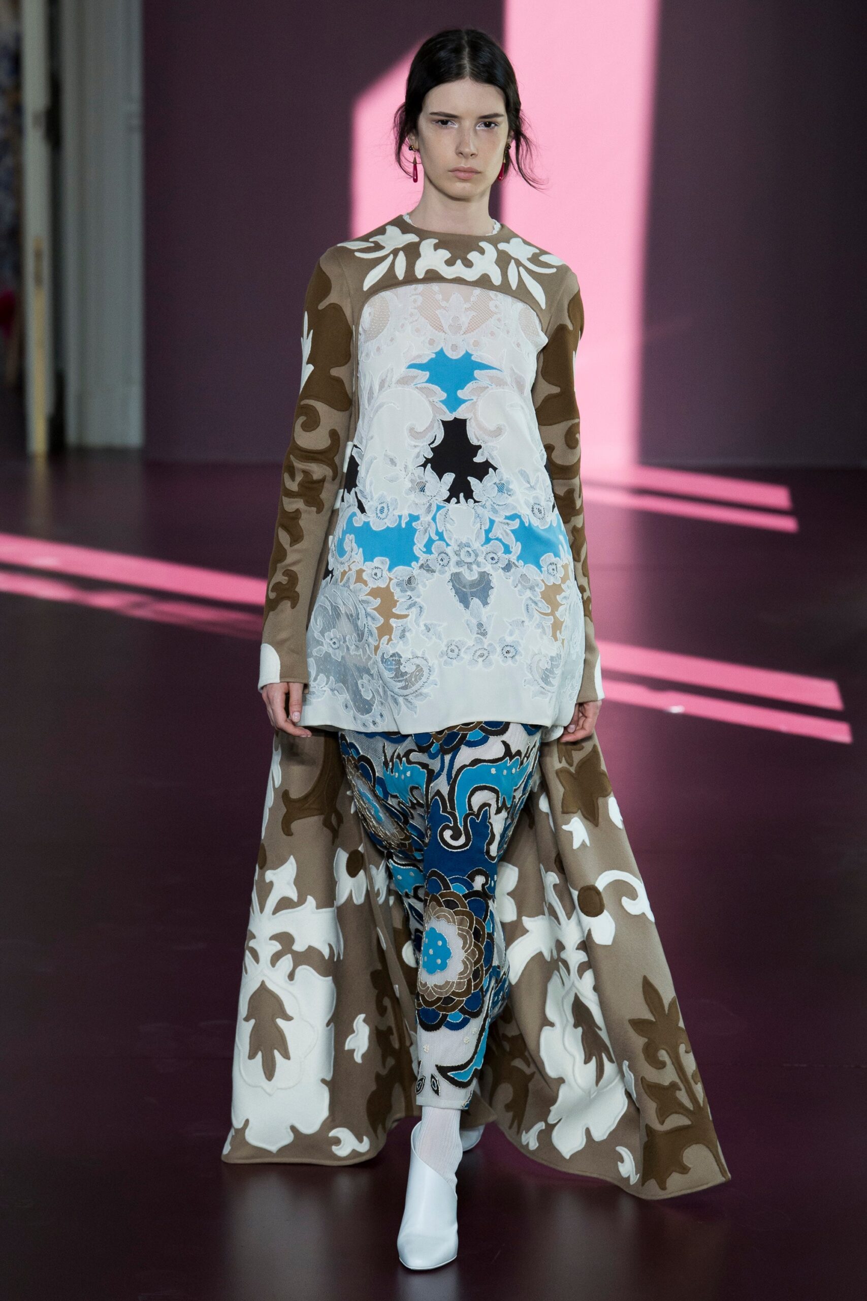 Valentino F/W 17 Couture Look 12