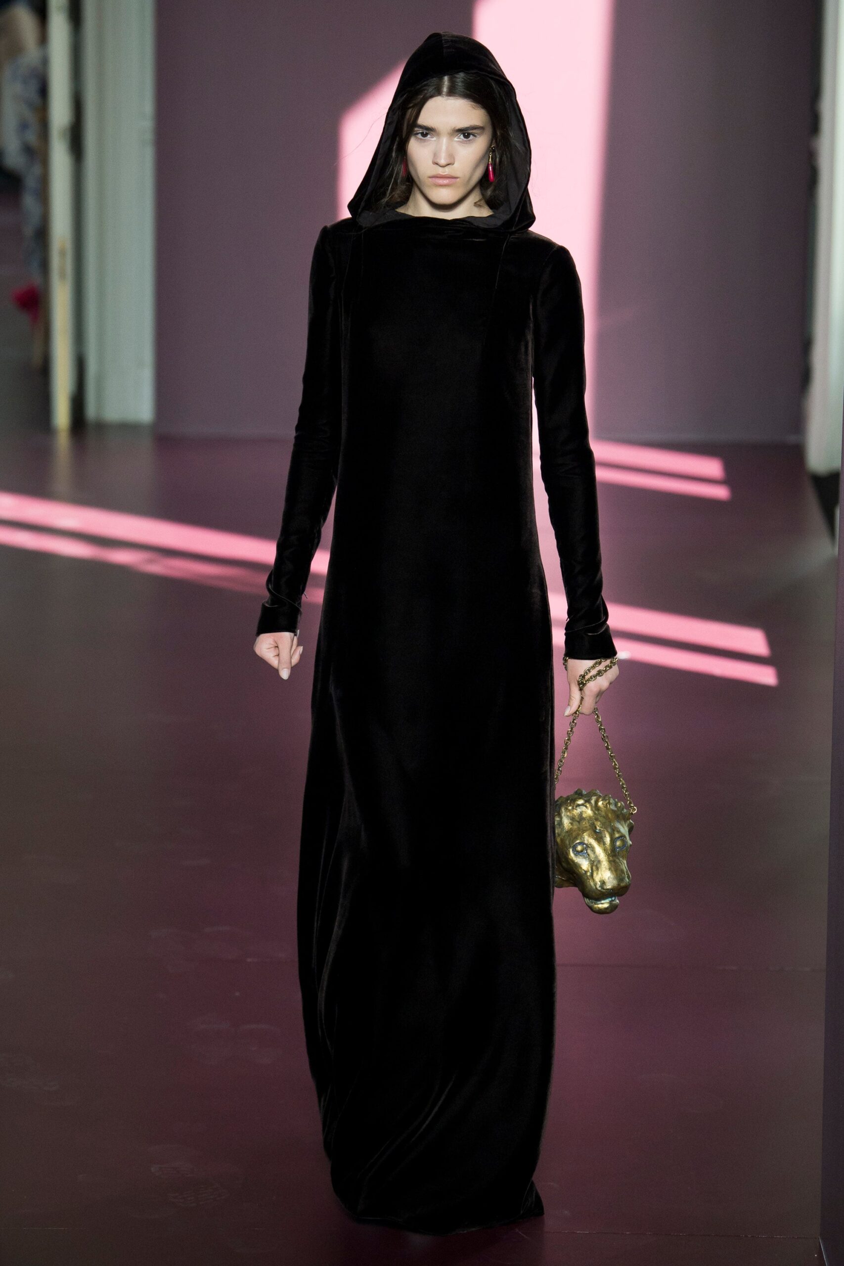 Valentino F/W 17 Couture Look 13