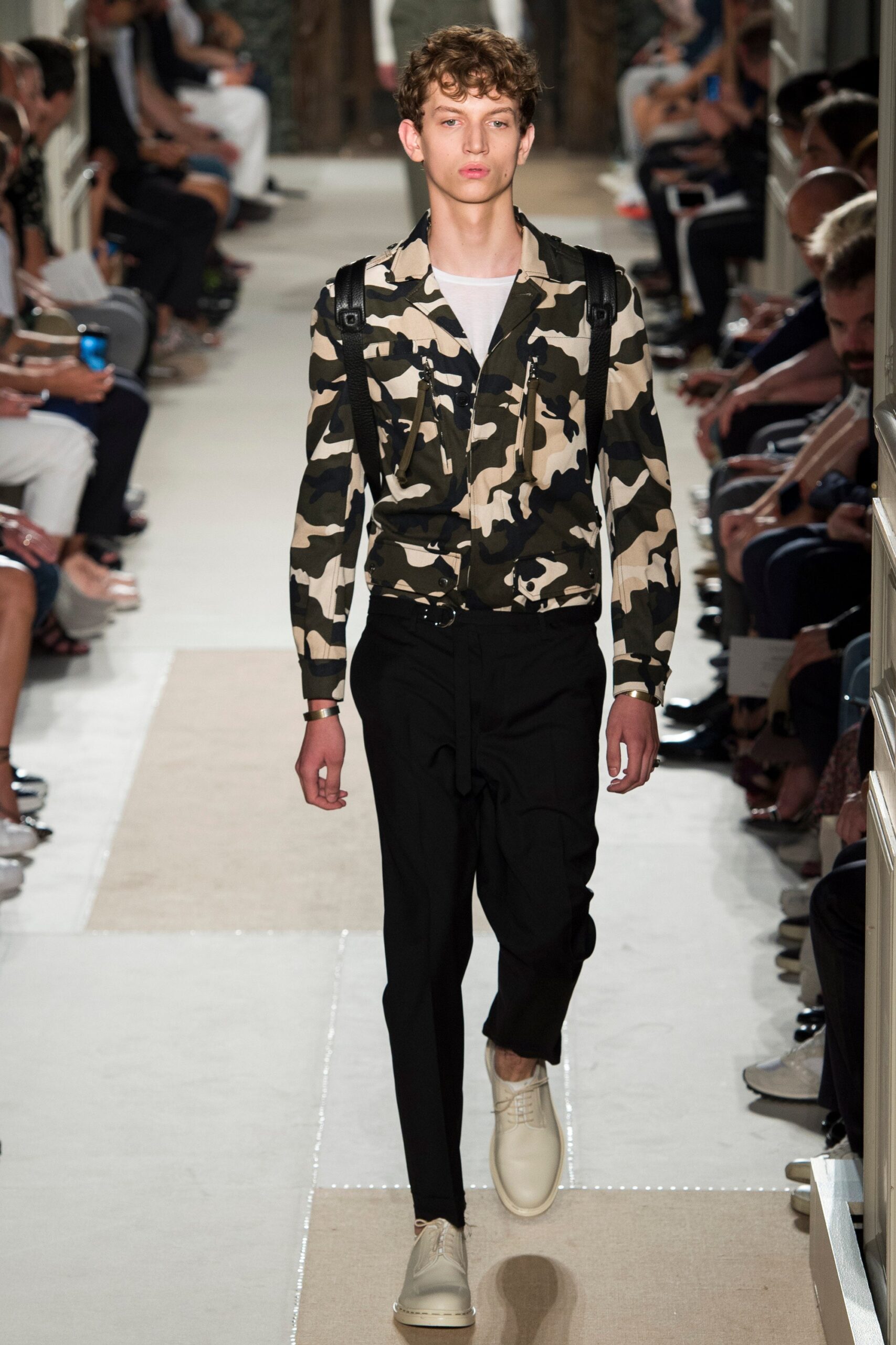 Valentino S/S 17 Menswear Look 14