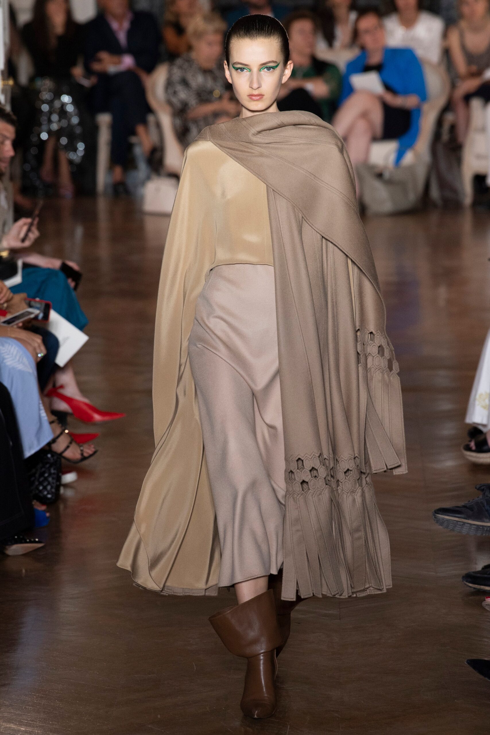 Valentino F/W 18 Couture Look 14