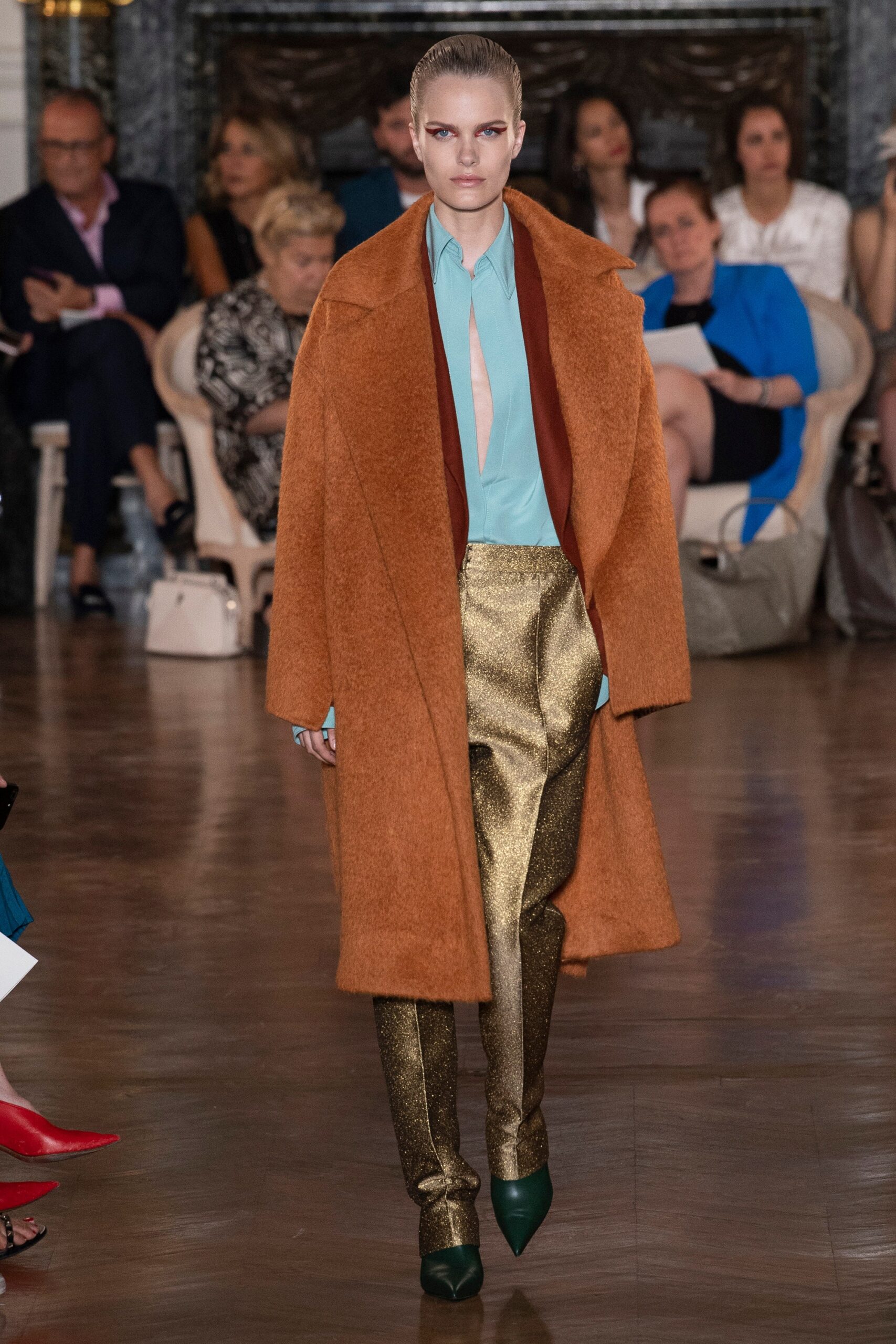 Valentino F/W 18 Couture Look 15