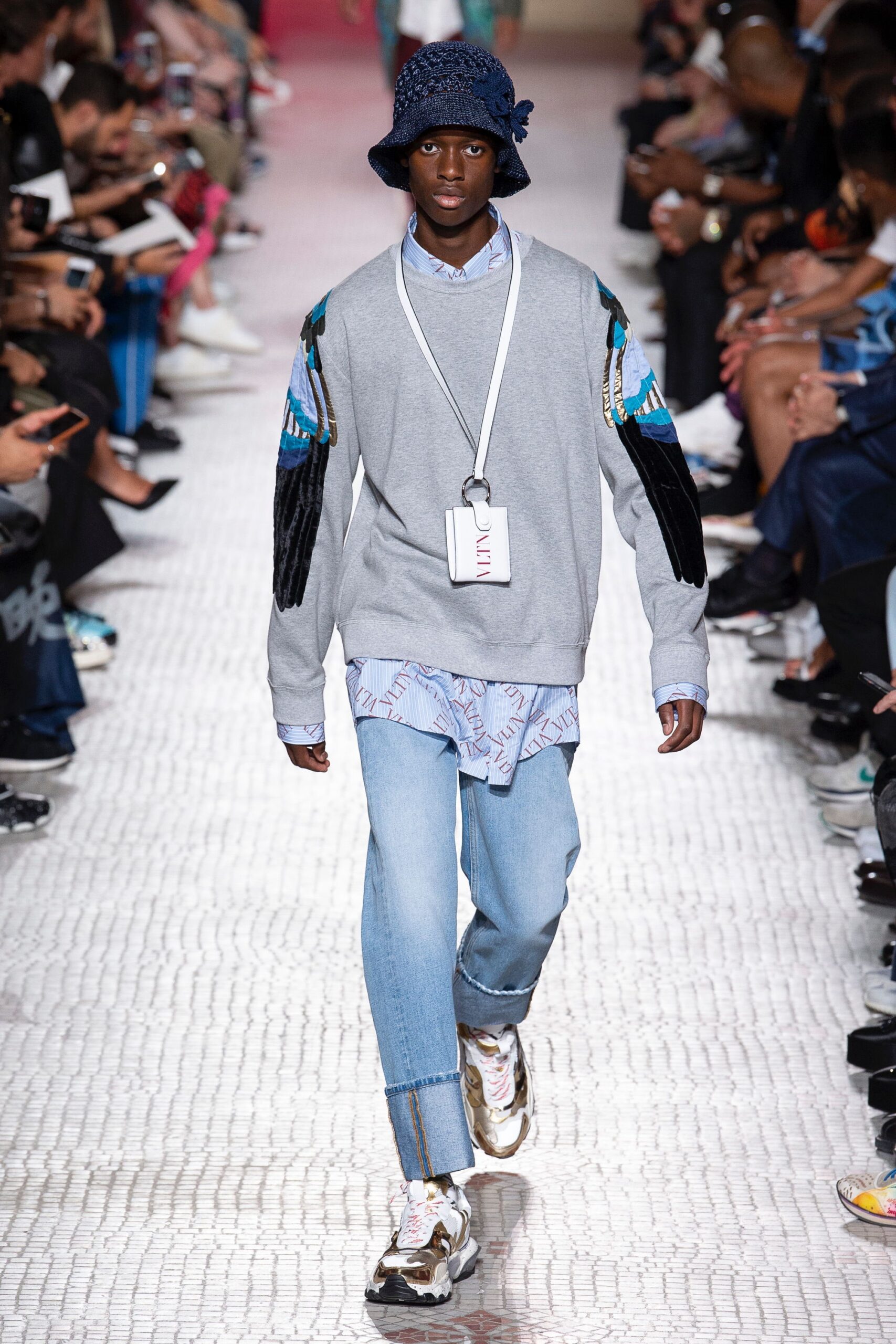 Valentino S/S 19 Menswear Look 15