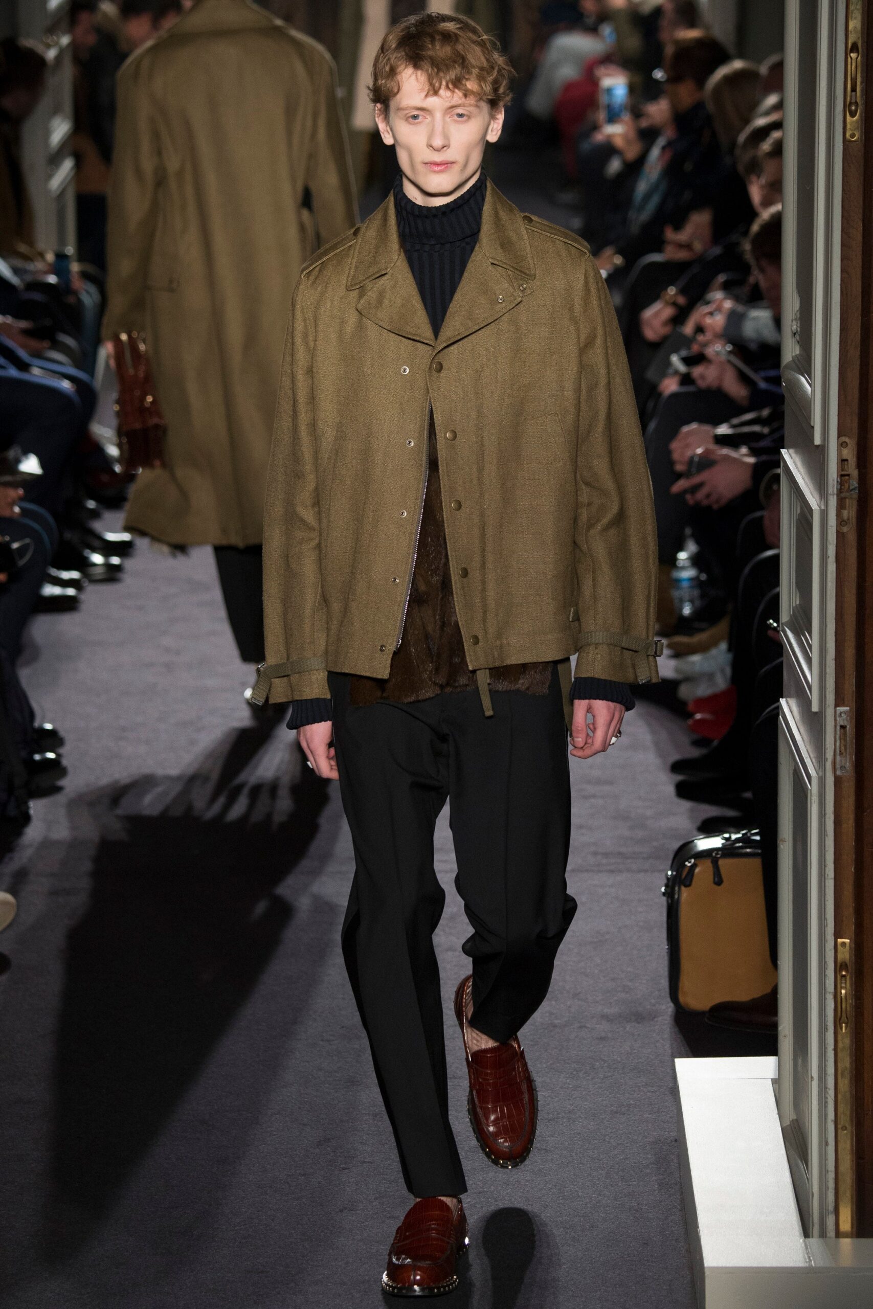 Valentino F/W 16 Menswear Look 3