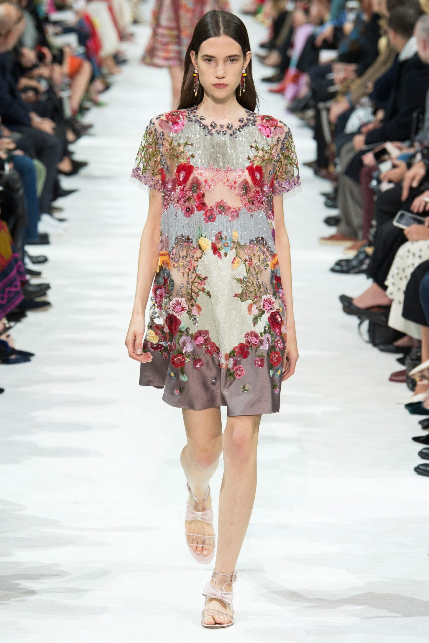 Valentino S/S 18 Look 11