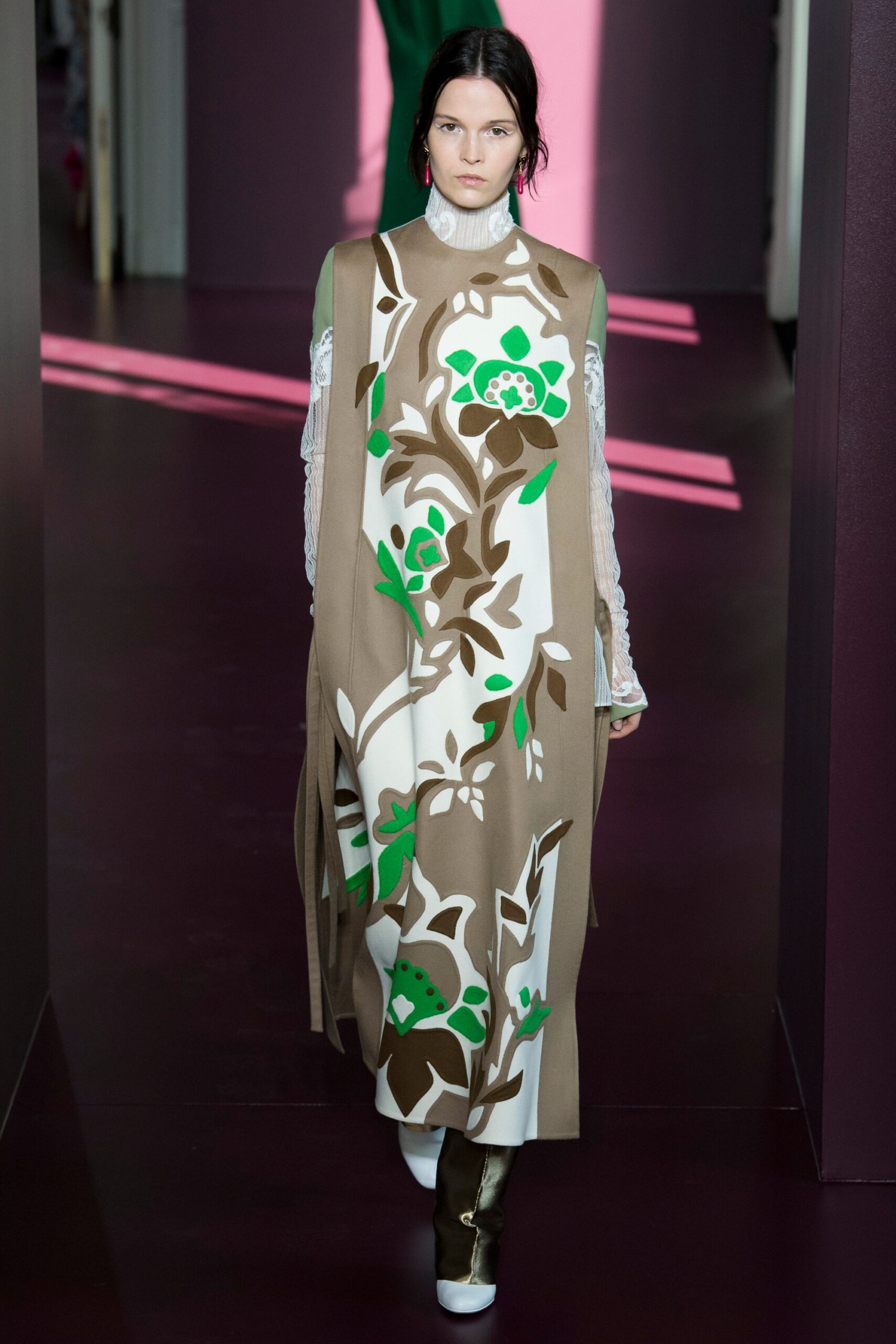 Valentino F/W 17 Couture Look 27