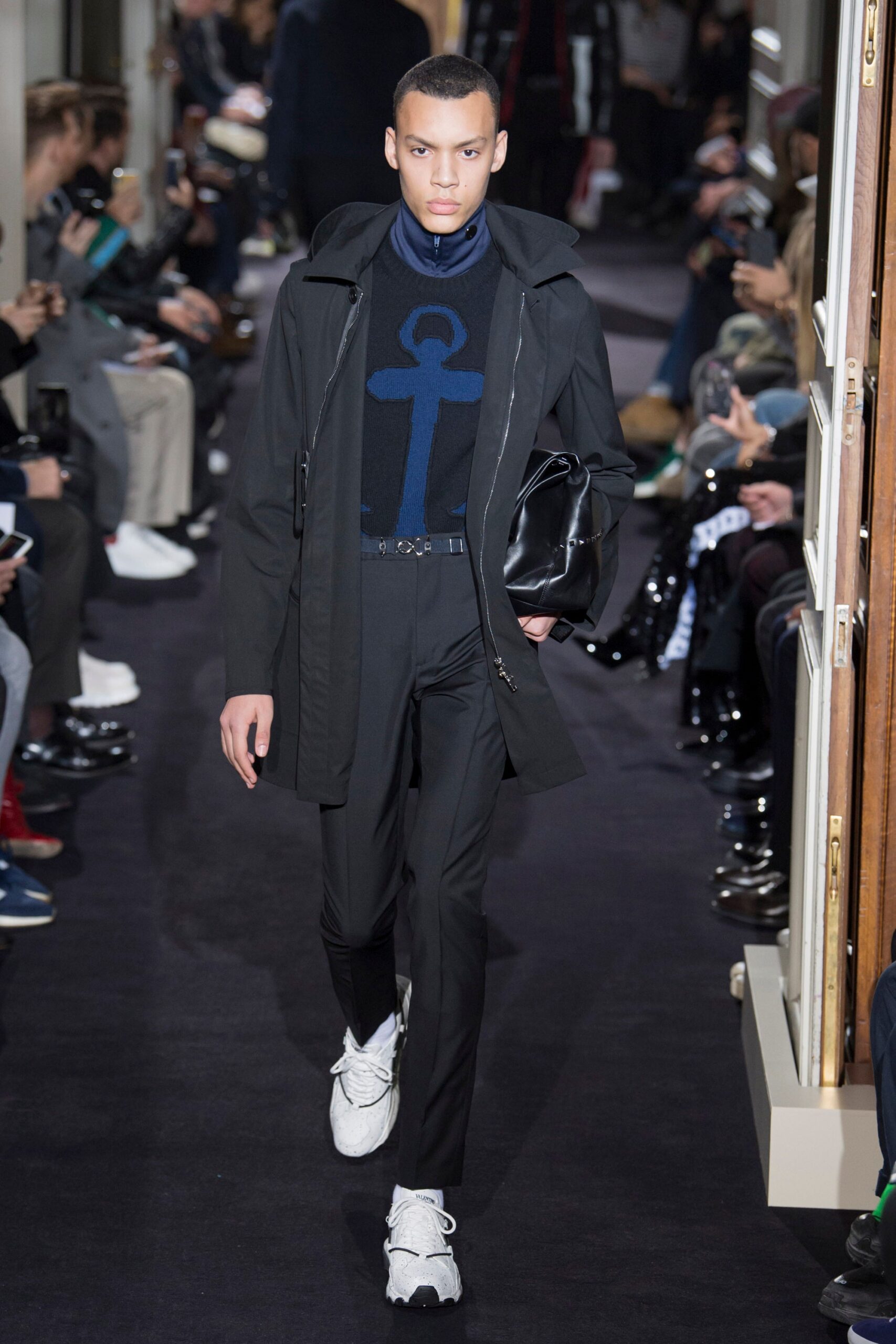 Valentino F/W 18 Menswear Look 15