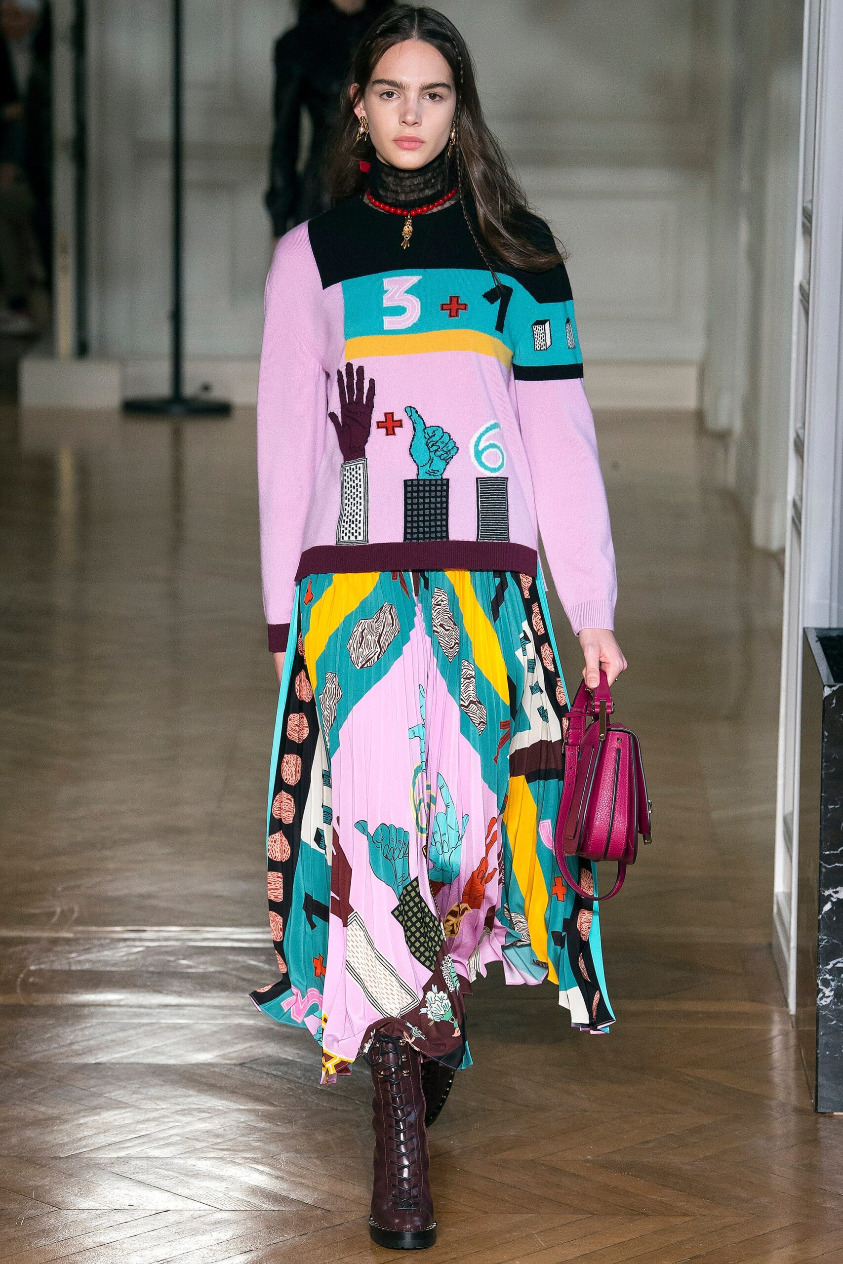 Valentino F/W 17 Look 13