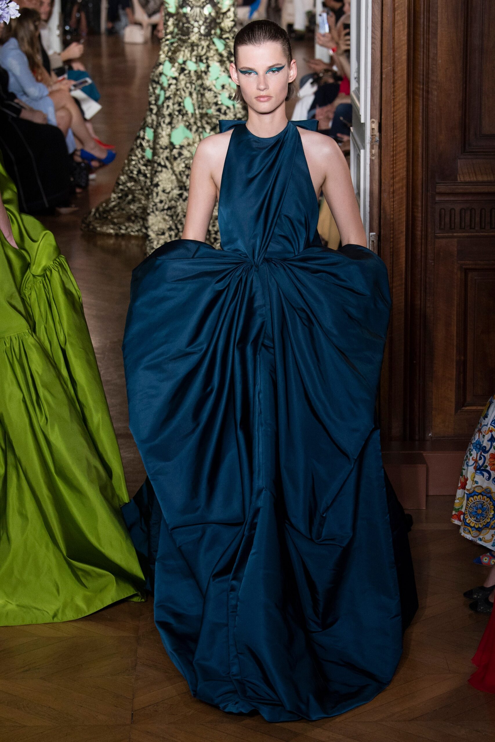 Valentino F/W 18 Couture Look 25