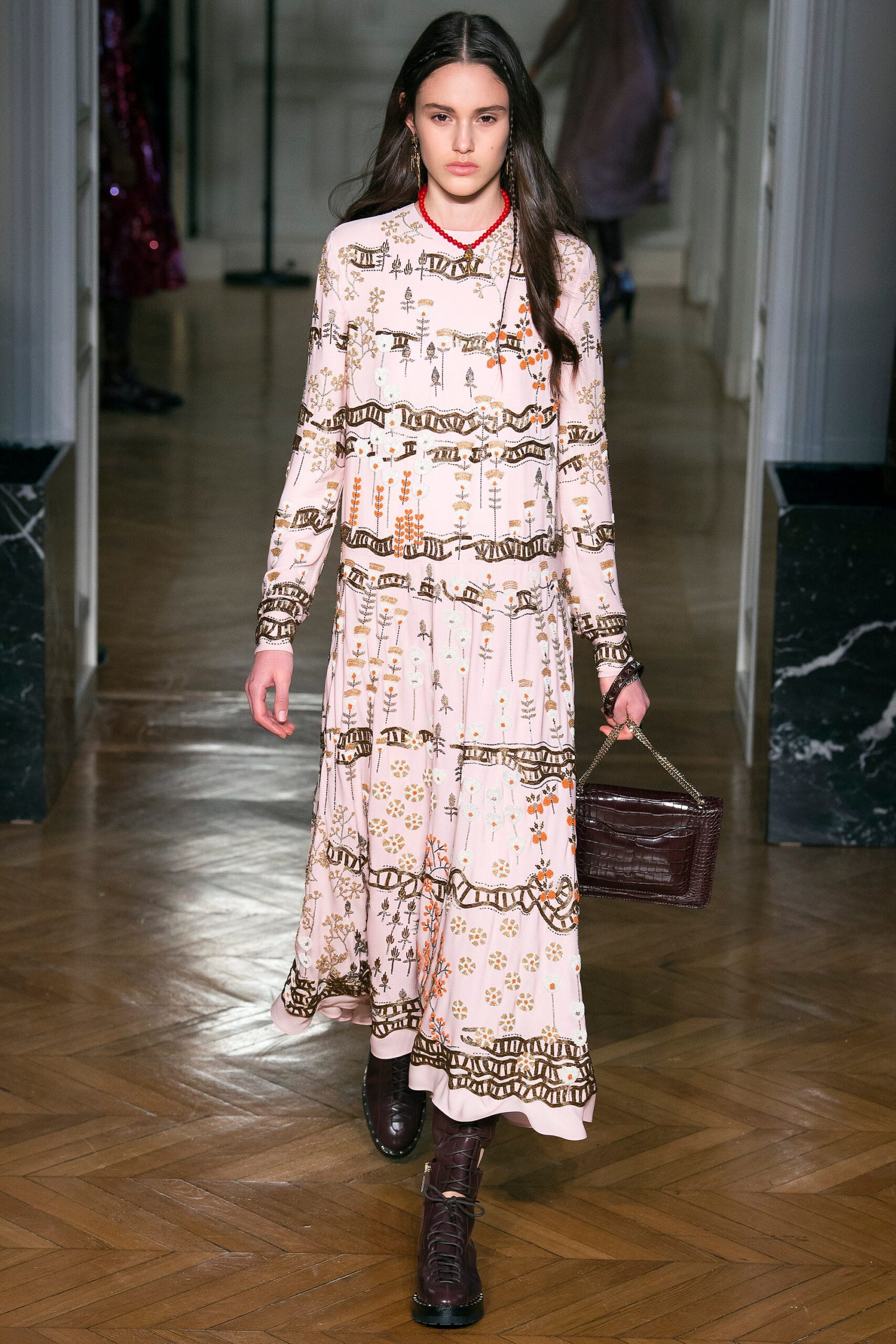 Valentino F/W 17 Look 15