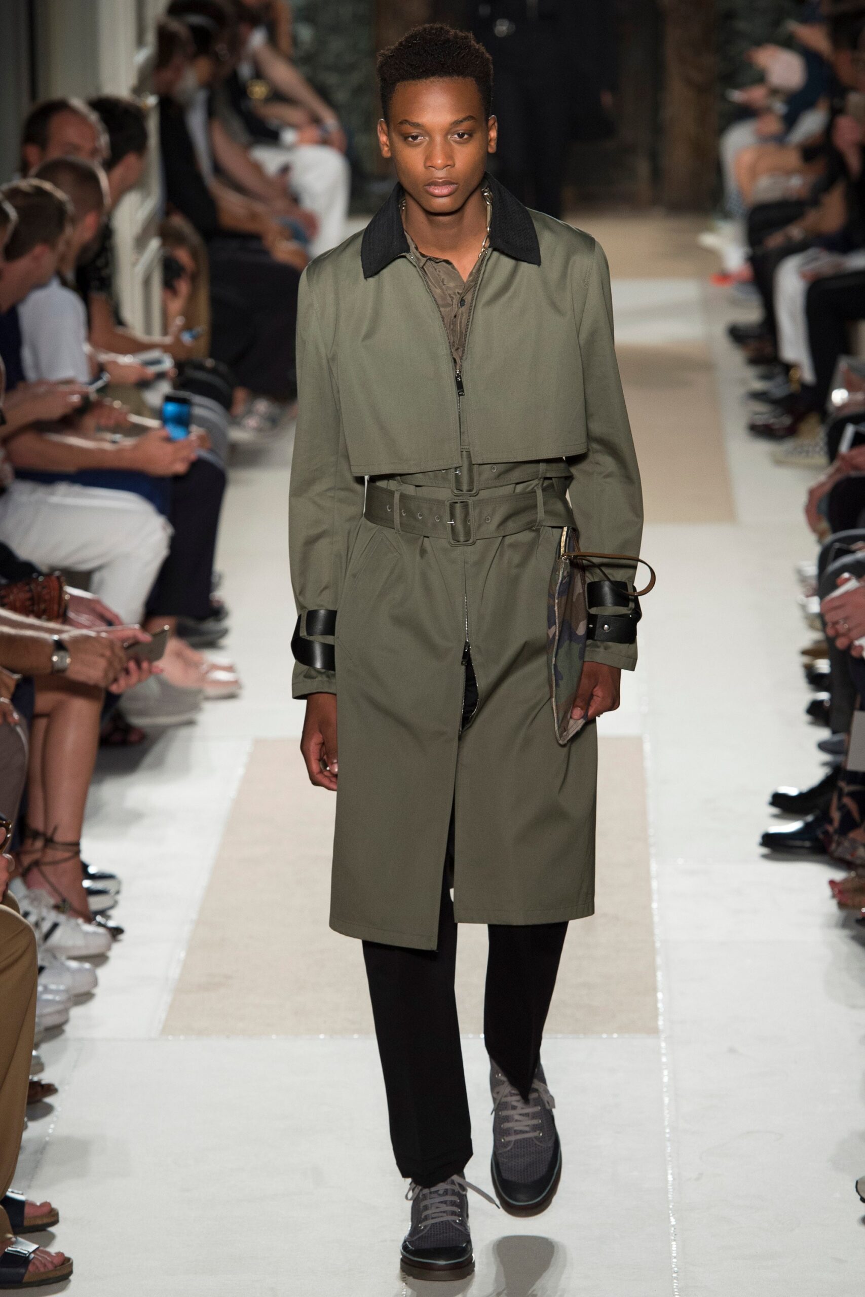 Valentino S/S 17 Menswear Look 38