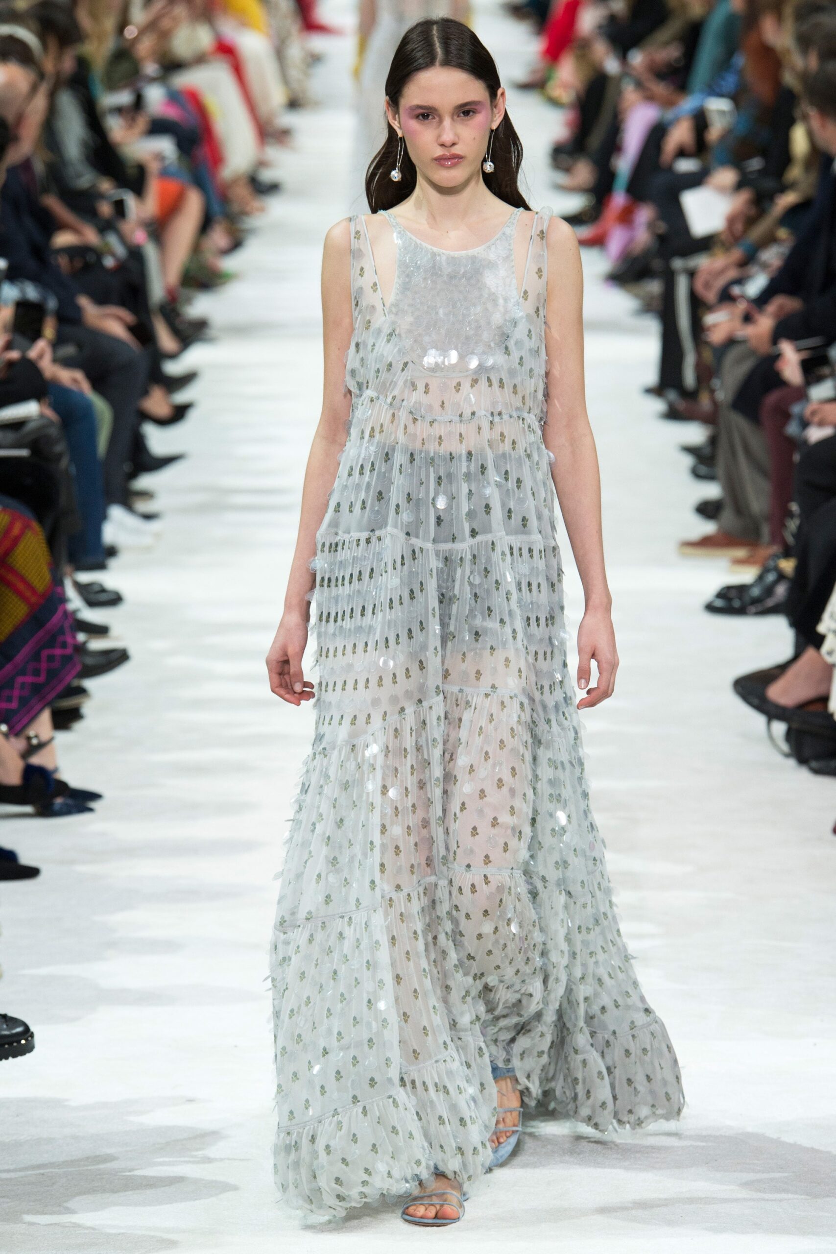 Valentino S/S 18 Look 19