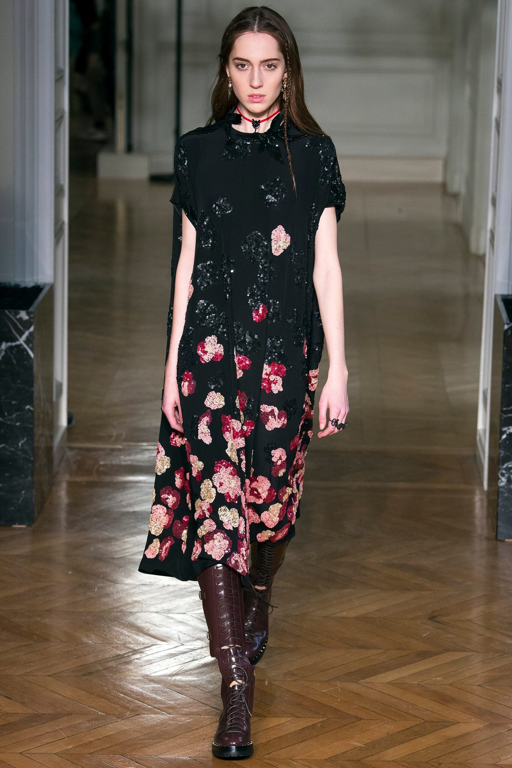 Valentino F/W 17 Look 17