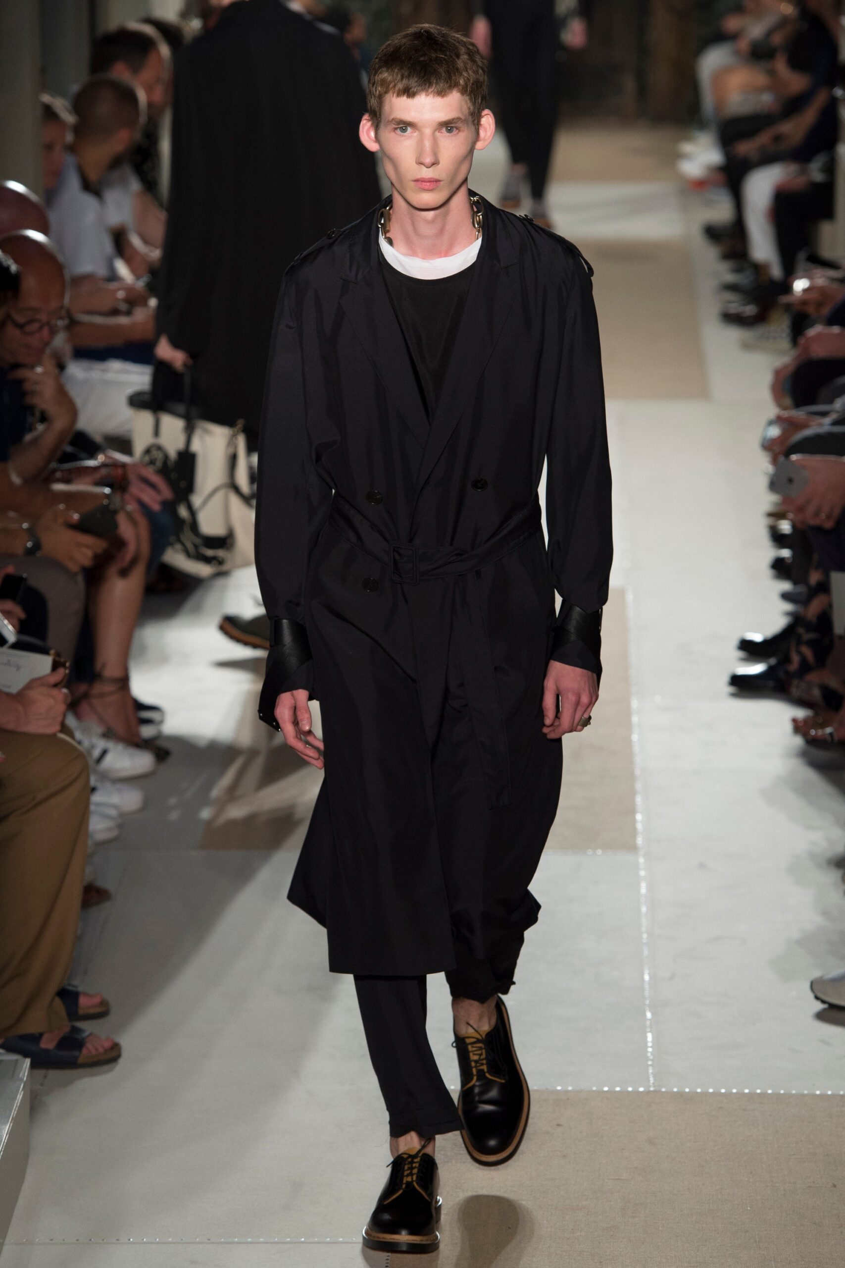 Valentino S/S 17 Menswear Look 45