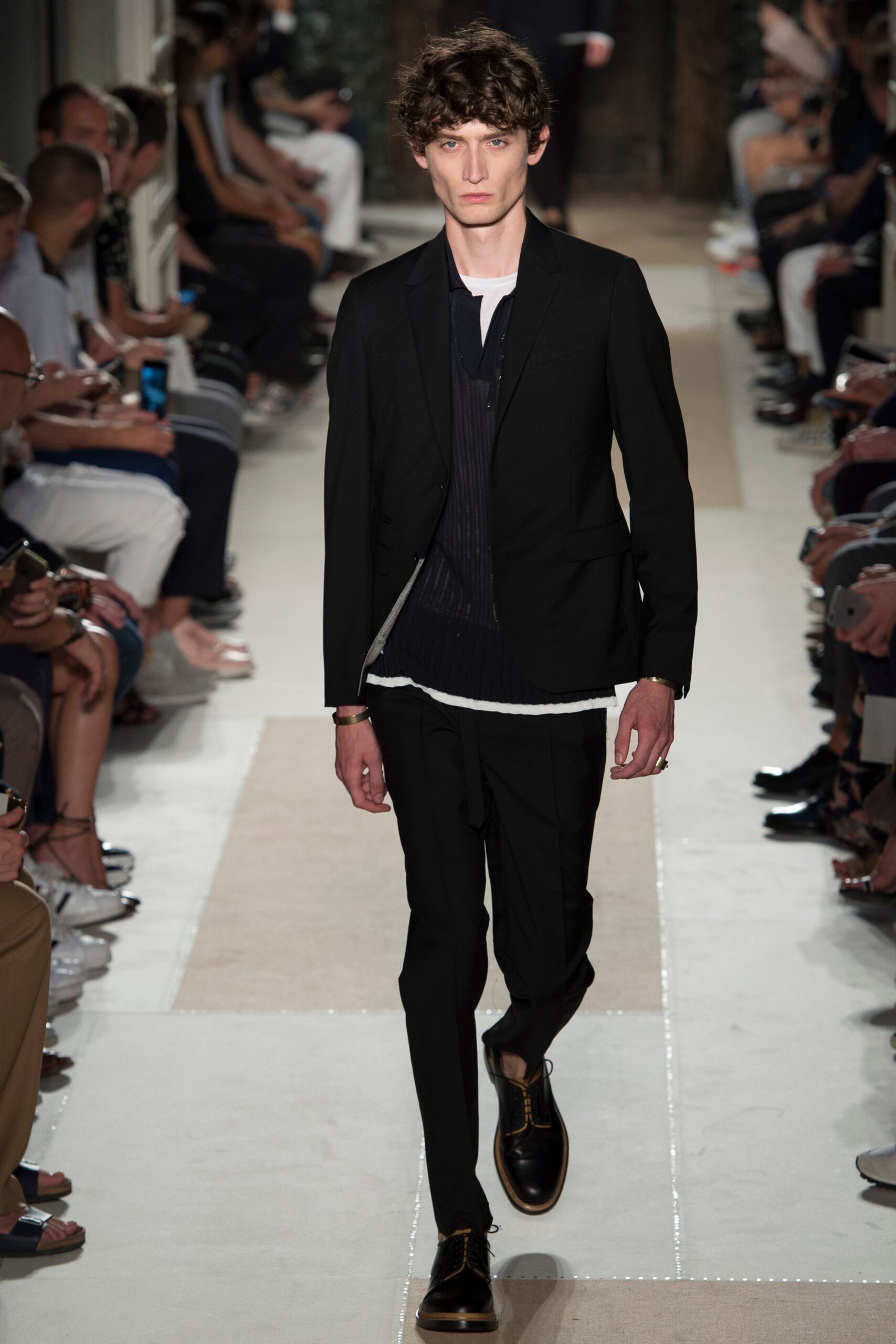 Valentino S/S 17 Menswear Look 48