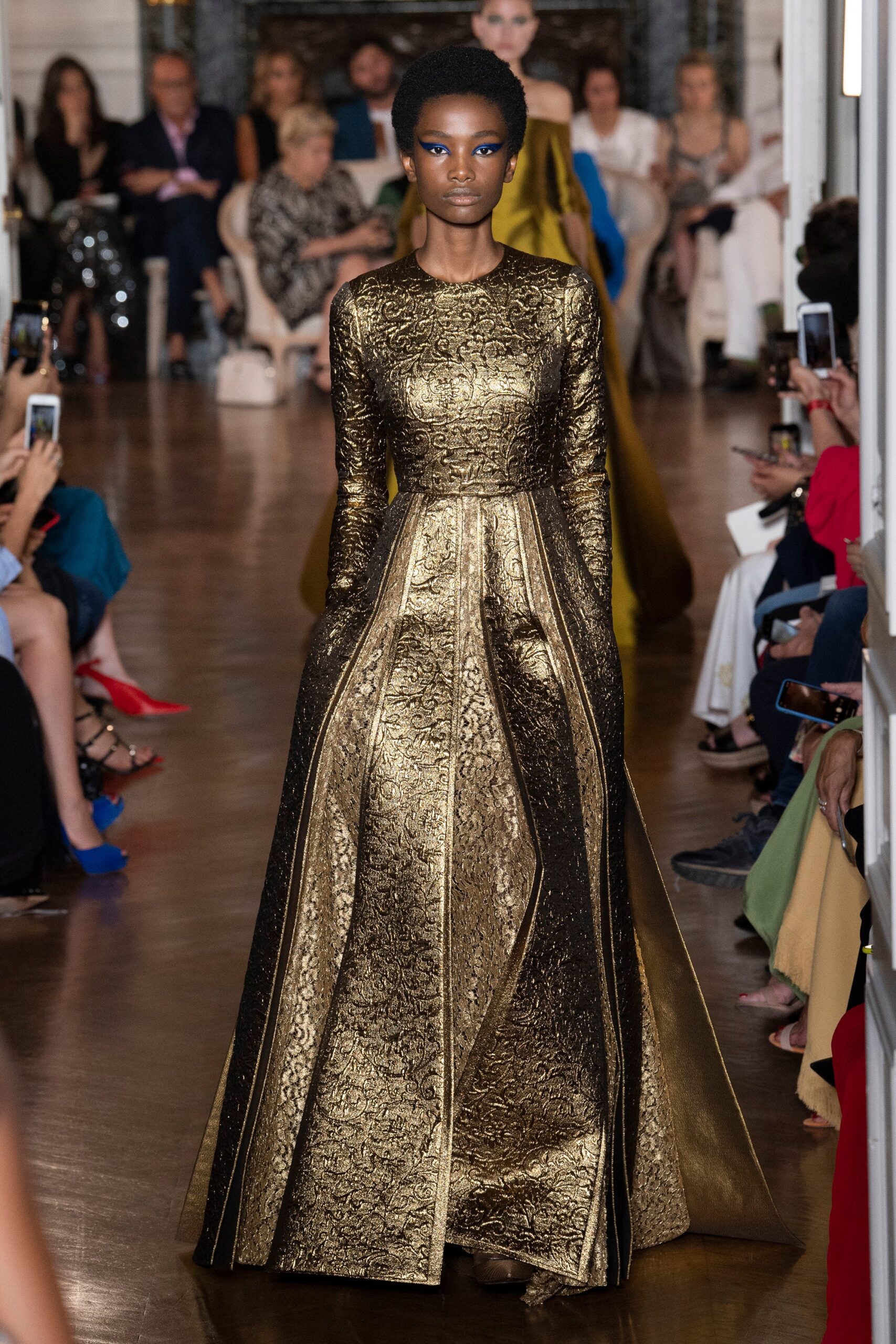 Valentino F/W 18 Couture Look 32